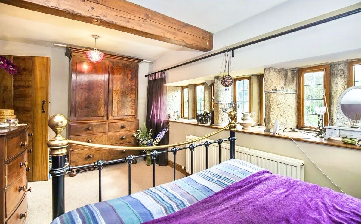 6 bedroom link detached house For Sale in Cragg Vale - Photograph 7.