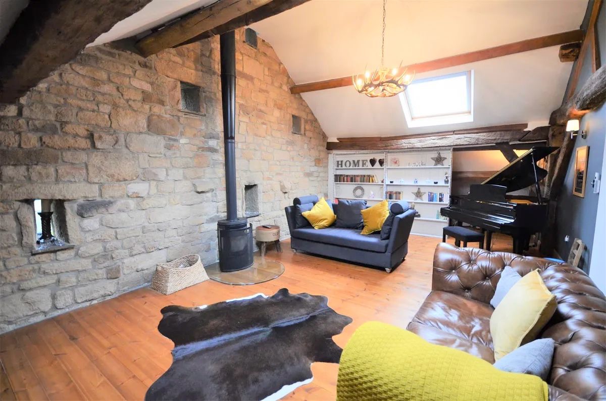 3 bedroom link detached house For Sale in Hebden Bridge - Photograph 3.
