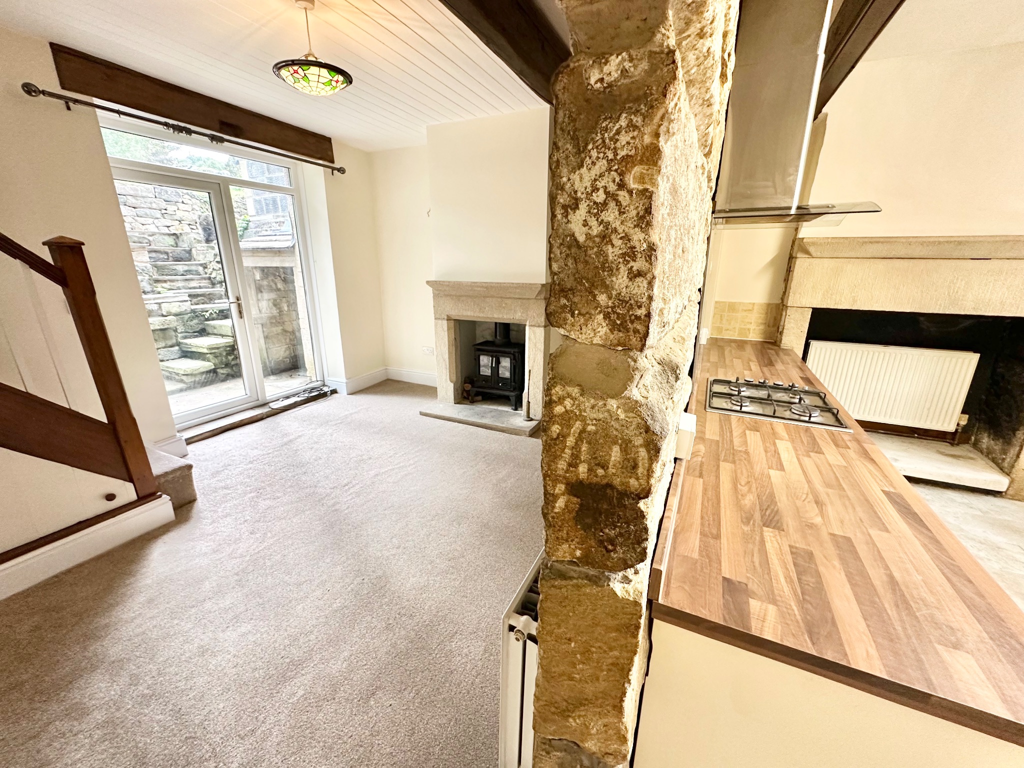 2 bedroom cottage house To Let in Hebden Bridge - Photograph 9.
