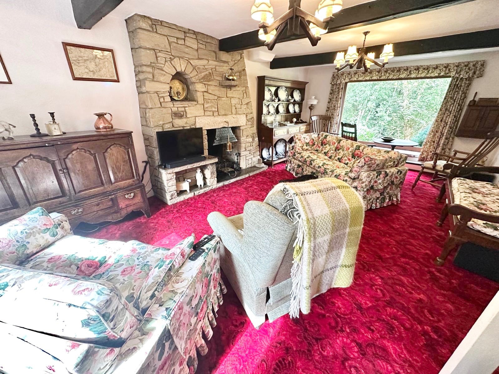 3 bedroom detached house For Sale in Todmorden - Photograph 32.