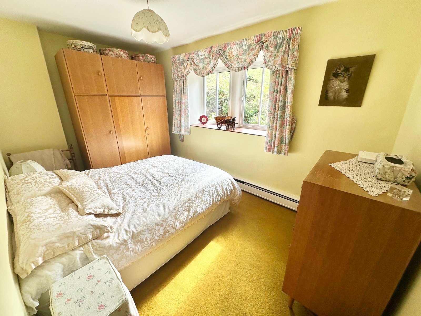 3 bedroom detached house For Sale in Todmorden - Photograph 27.