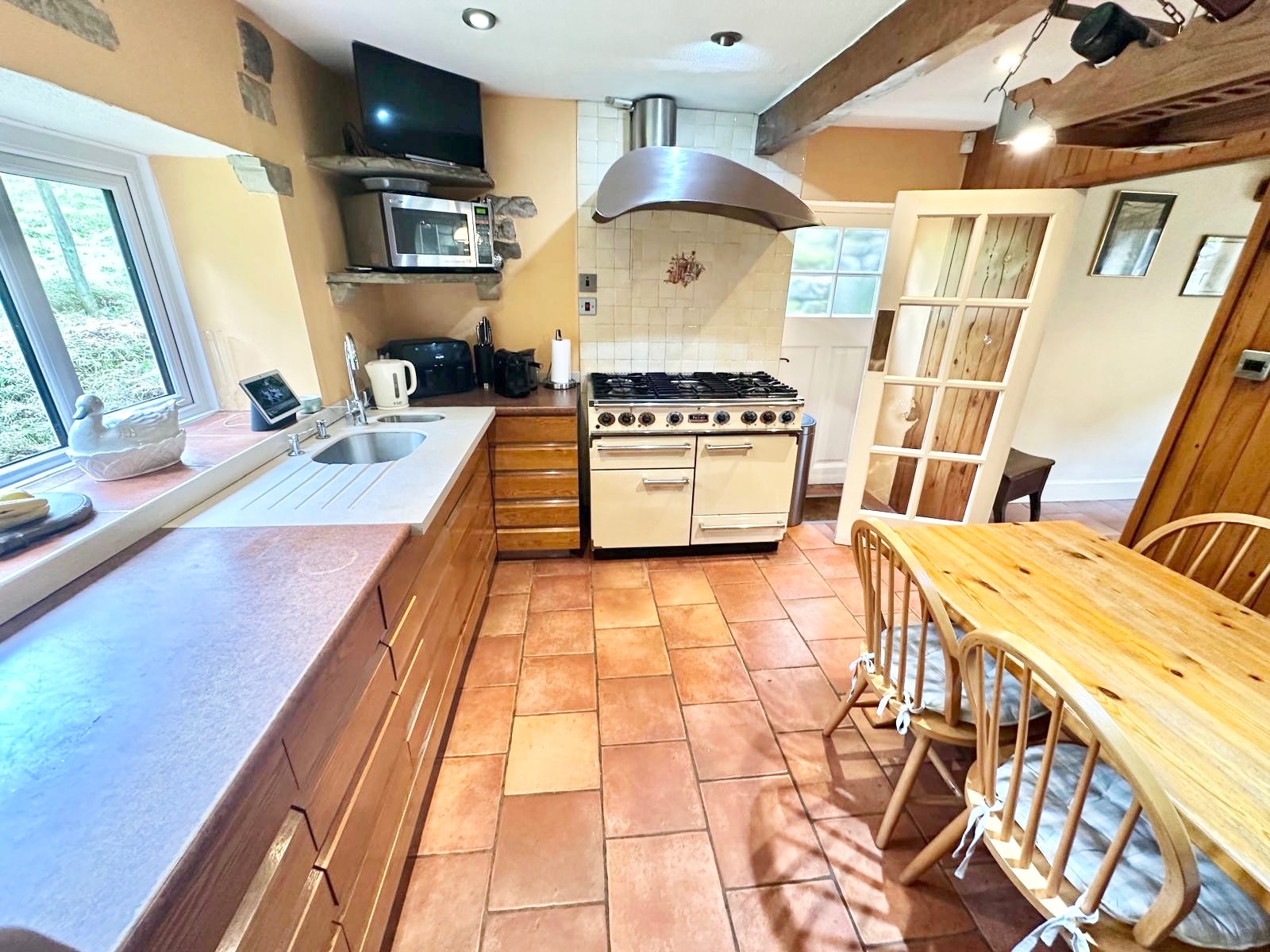 3 bedroom detached house For Sale in Todmorden - Photograph 40.