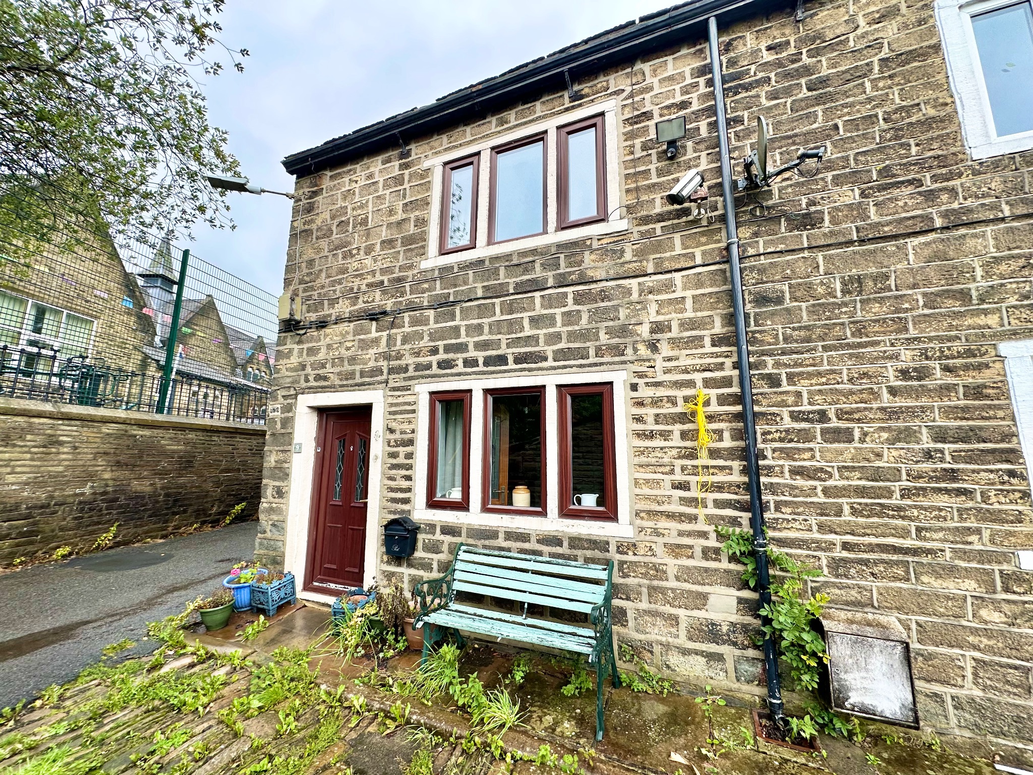 2 bedroom end terraced house For Sale in Midgley - Photograph 19.