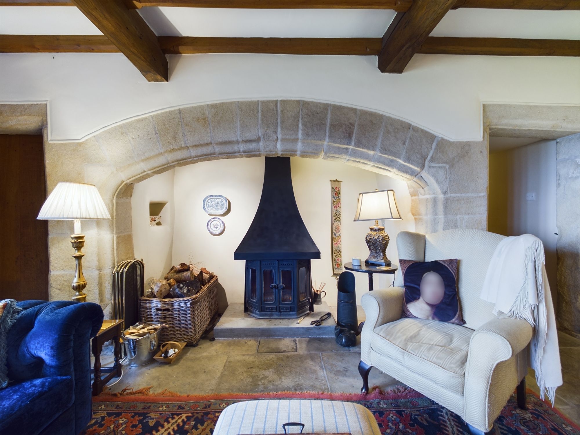 7 bedroom detached house For Sale in Todmorden - Photograph 10.