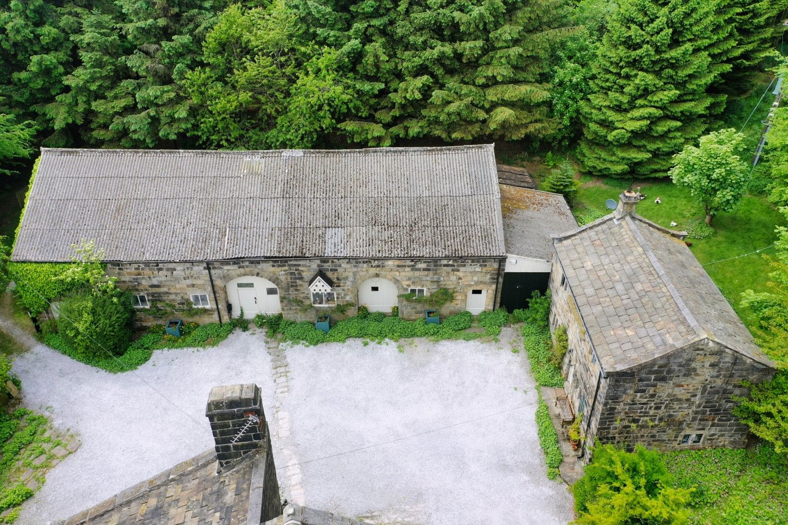 7 bedroom detached house For Sale in Todmorden - Photograph 25.