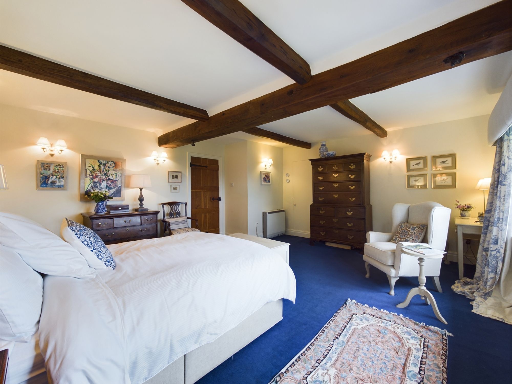 7 bedroom detached house For Sale in Todmorden - Photograph 23.