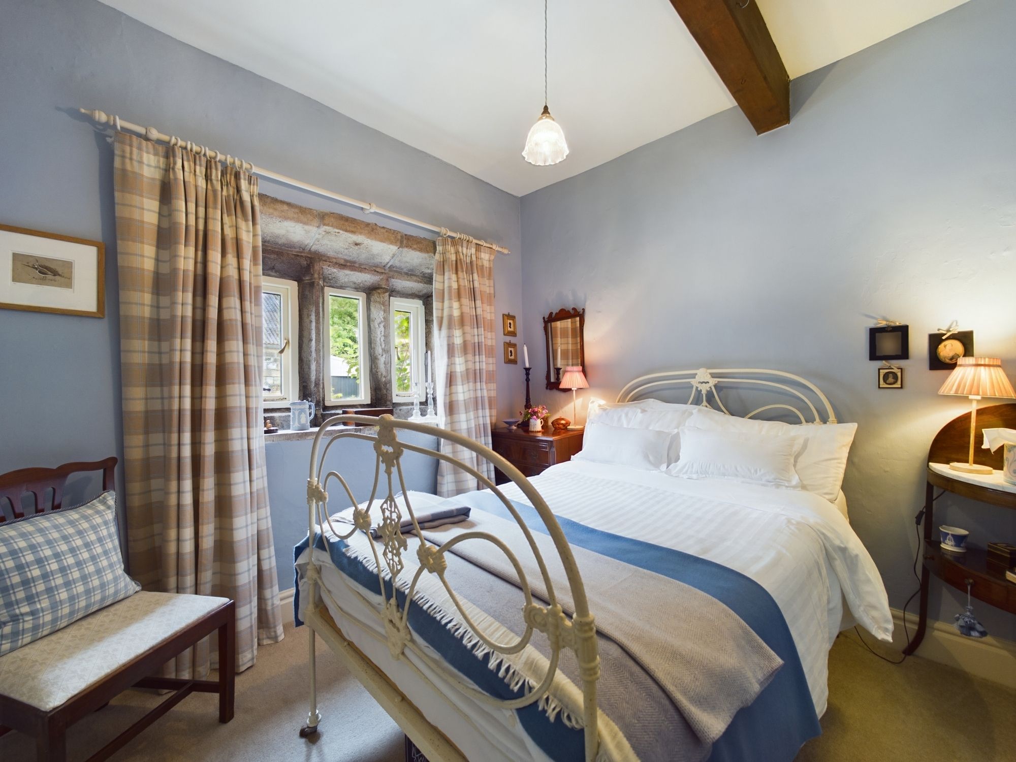 7 bedroom detached house For Sale in Todmorden - Photograph 24.