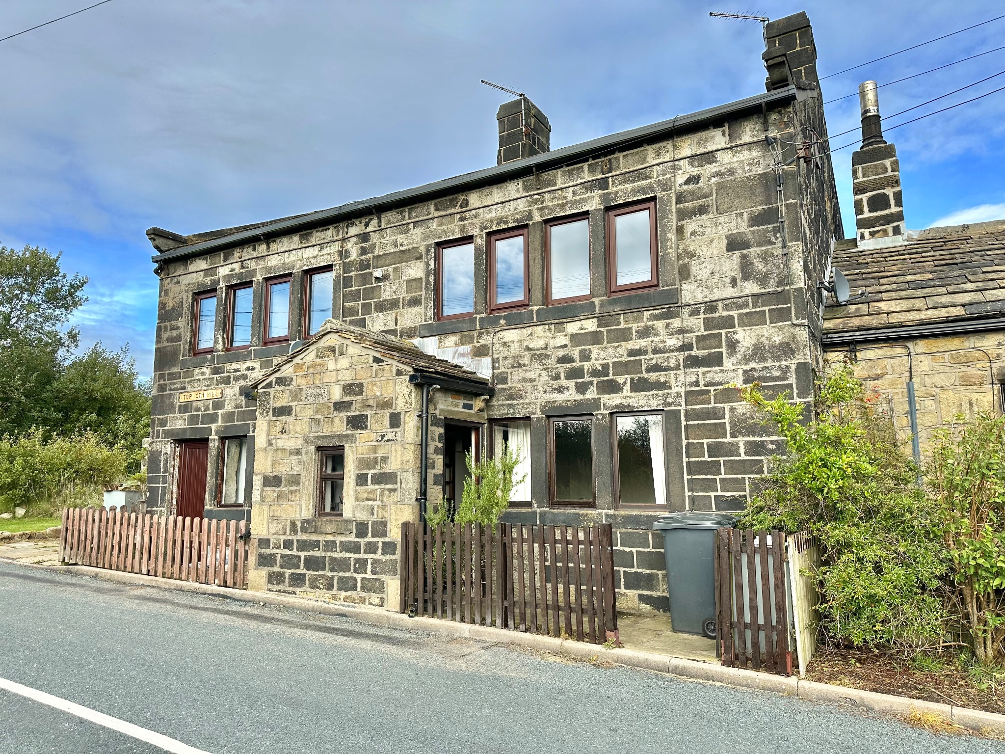 2 bedroom mid terraced house To Let in Hebden Bridge - Photograph 1.