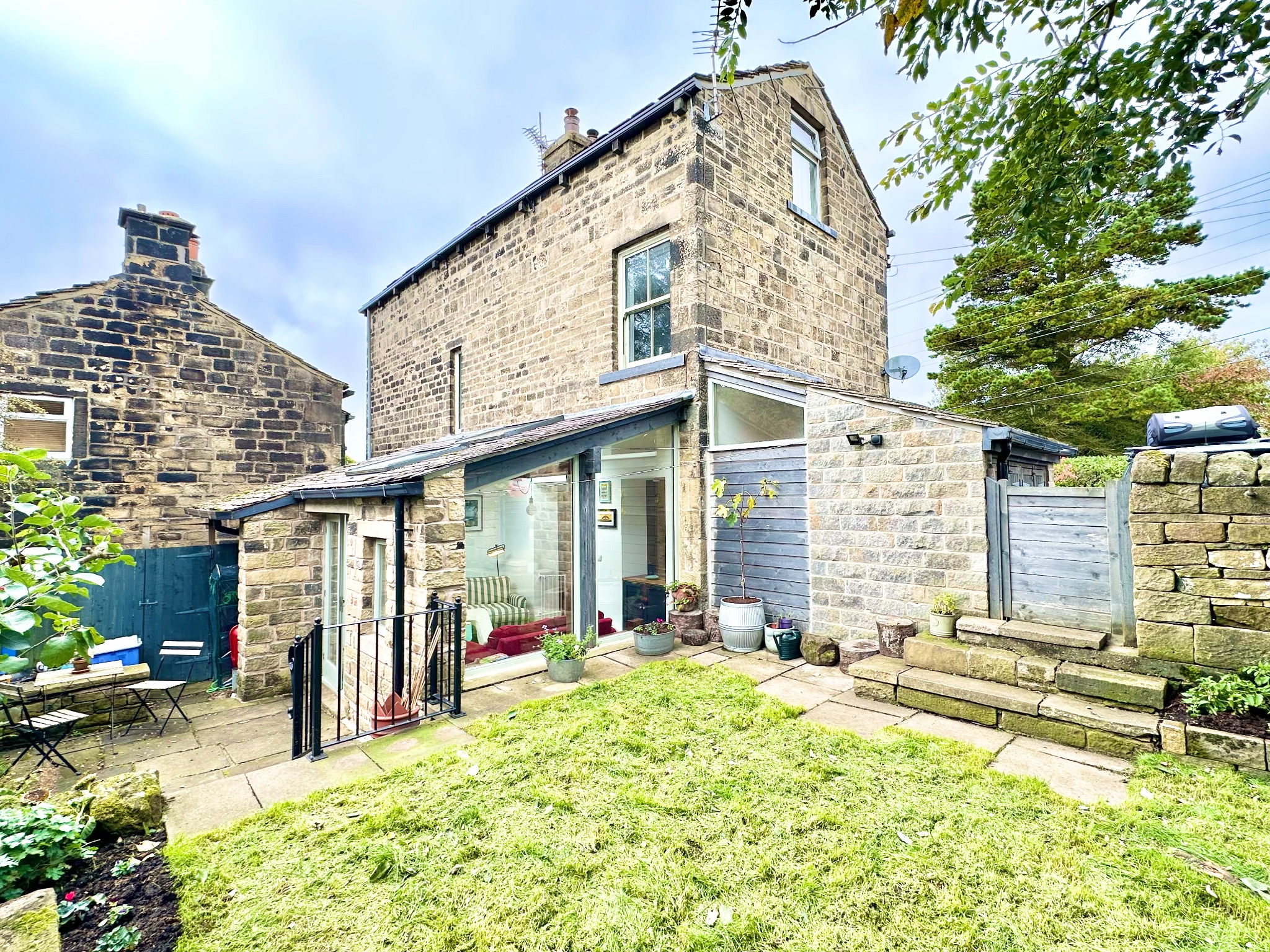 4 bedroom detached house For Sale in Hebden Bridge - Photograph 1.