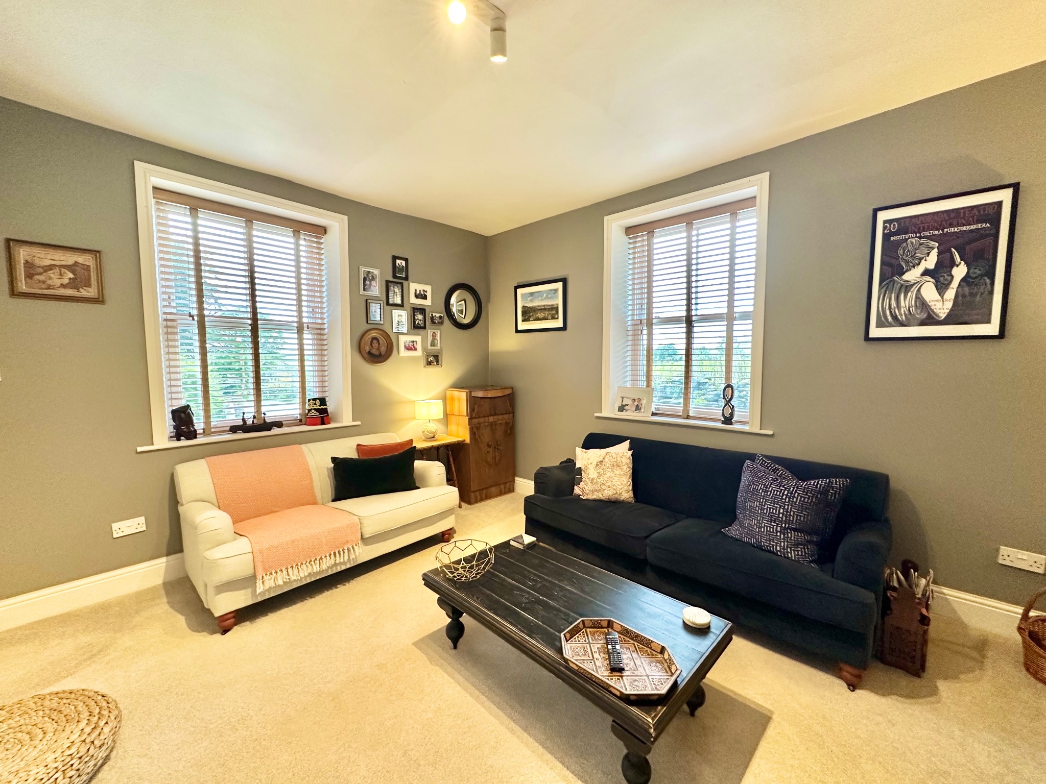 4 bedroom detached house For Sale in Hebden Bridge - Photograph 10.
