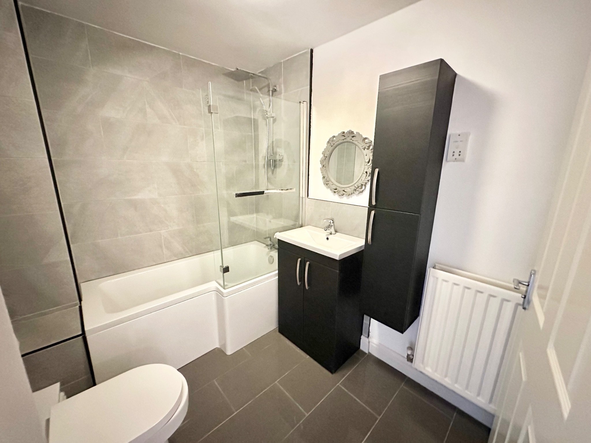 2 bedroom ground floor flat/apartment For Sale in Hebden Bridge - Photograph 7.