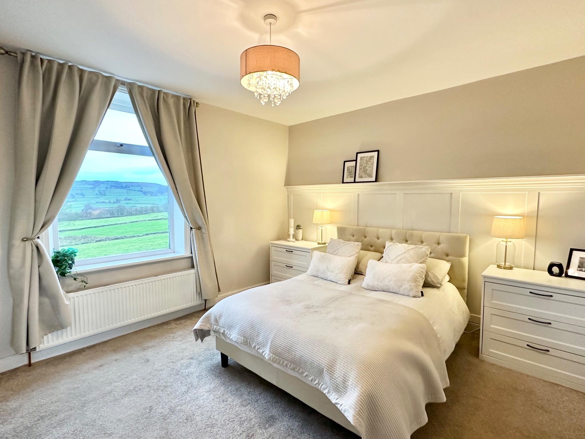 3 bedroom end terraced house For Sale in Halifax - Photograph 14.