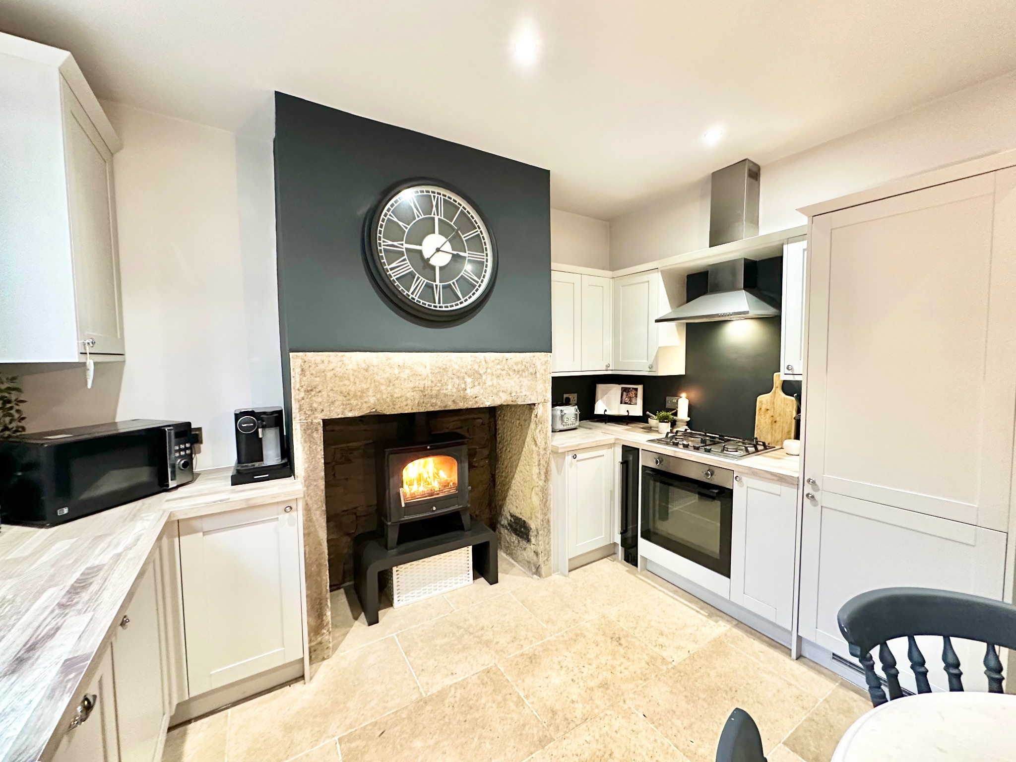 3 bedroom end terraced house For Sale in Halifax - Photograph 10.