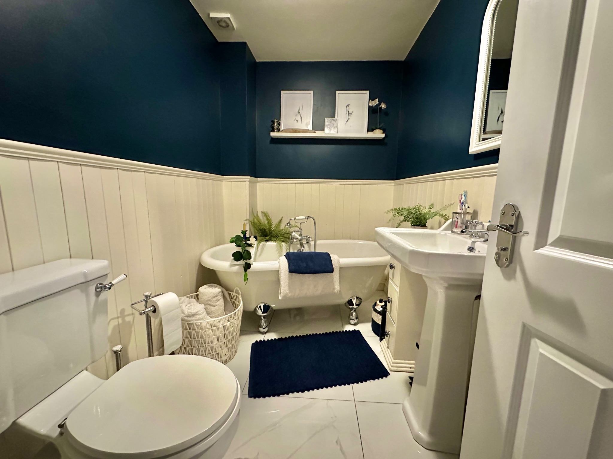 3 bedroom end terraced house For Sale in Halifax - Photograph 17.