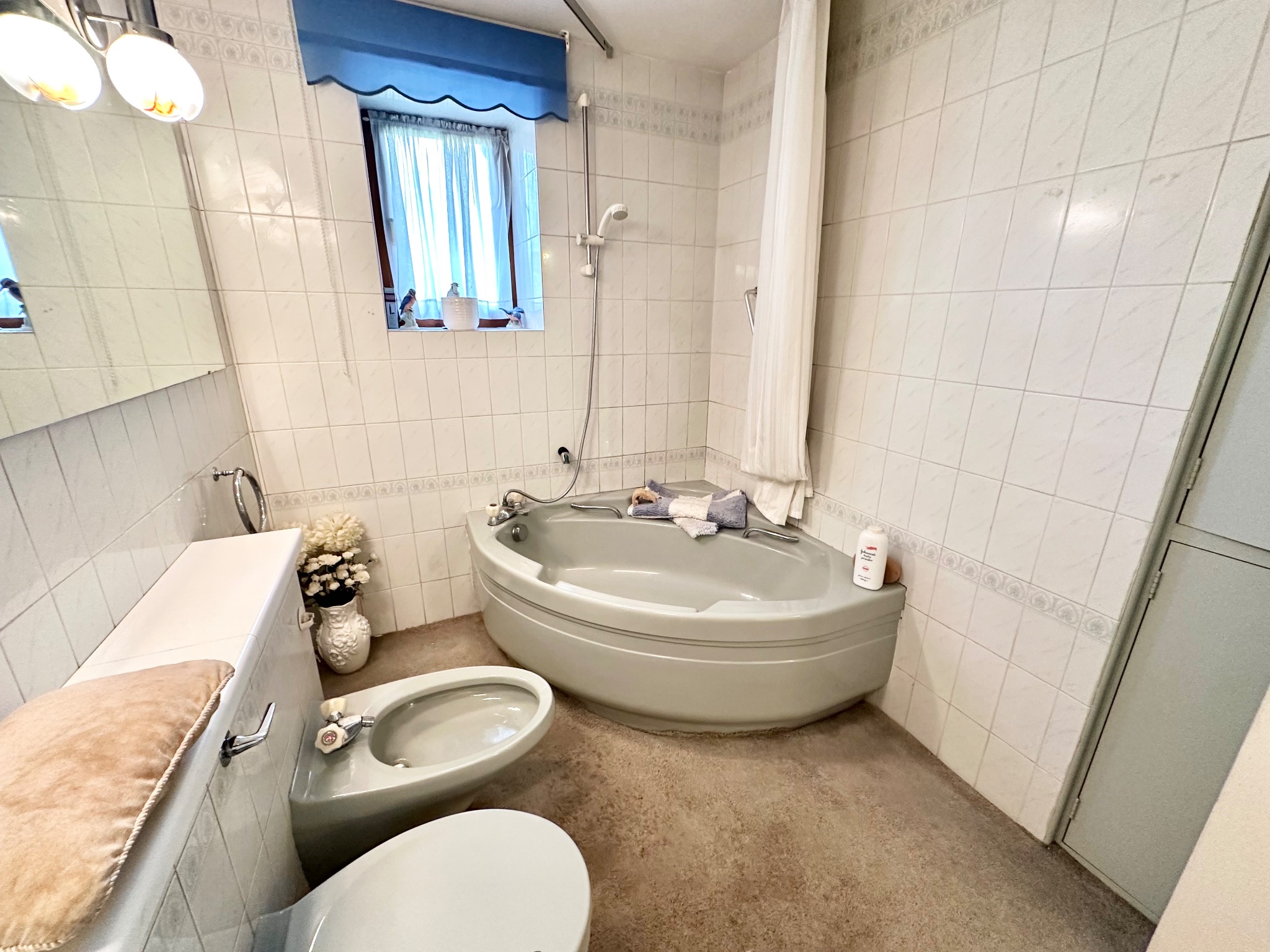 3 bedroom semi-detached bungalow For Sale in Hebden Bridge - Photograph 18.