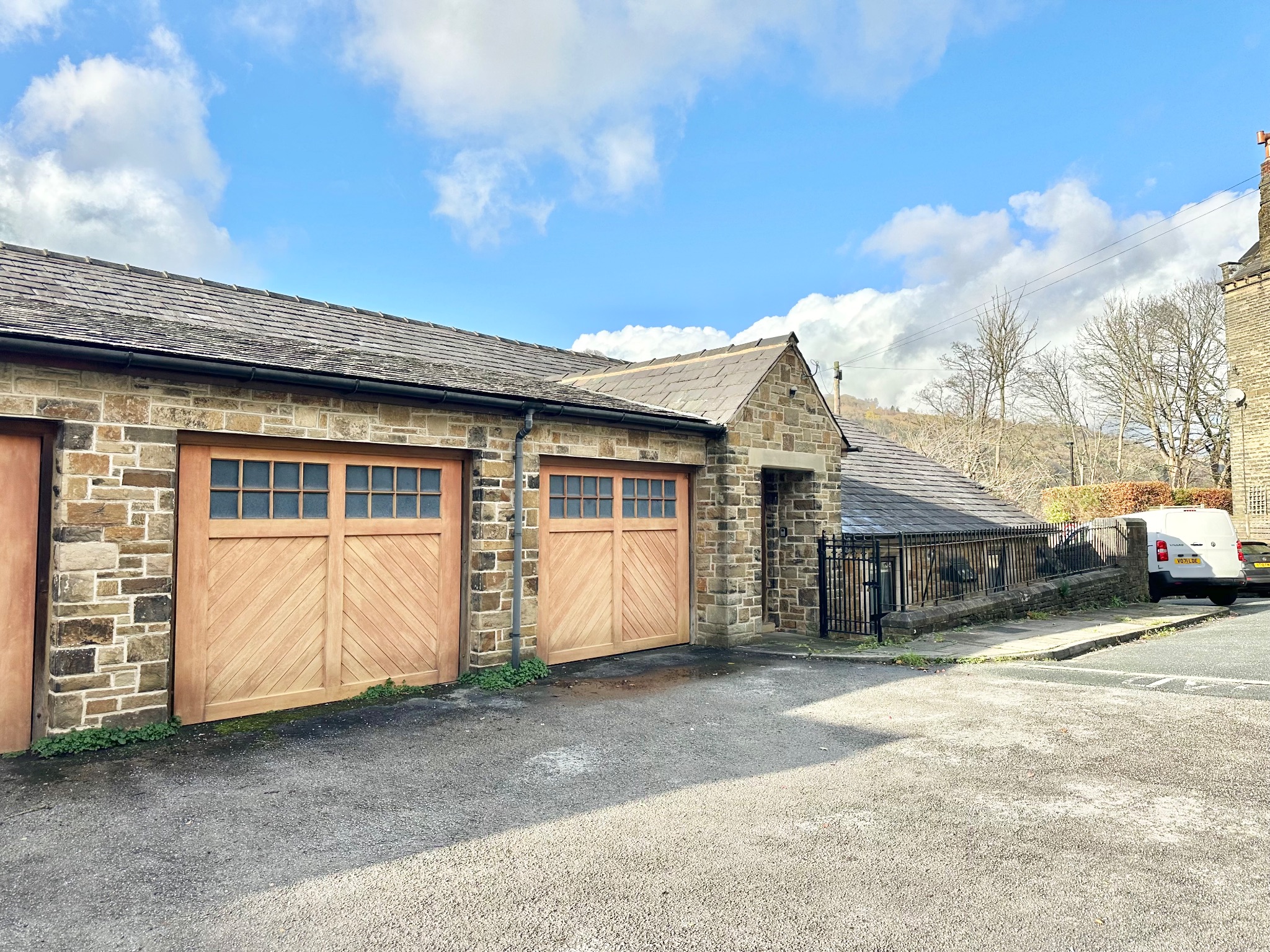3 bedroom semi-detached bungalow For Sale in Hebden Bridge - Photograph 28.