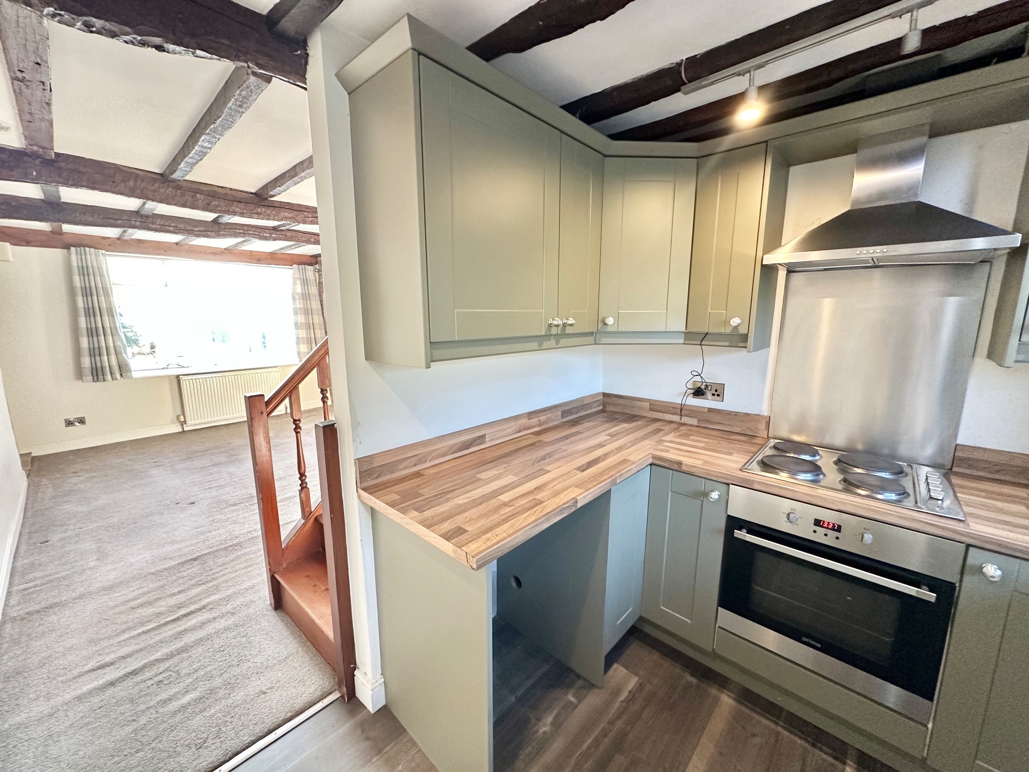 2 bedroom cottage house To Let in Hebden Bridge - Photograph 6.