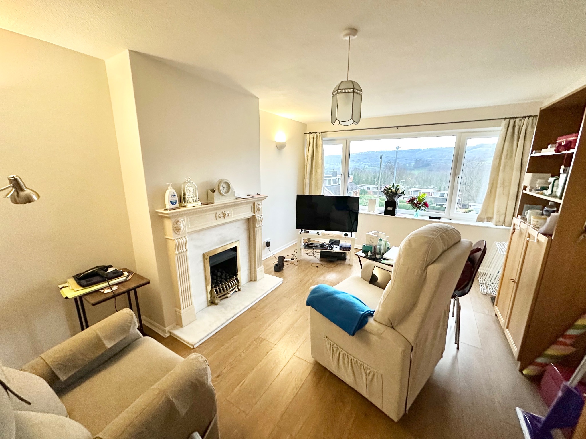 2 bedroom semi-detached house For Sale in Halifax - Photograph 3.