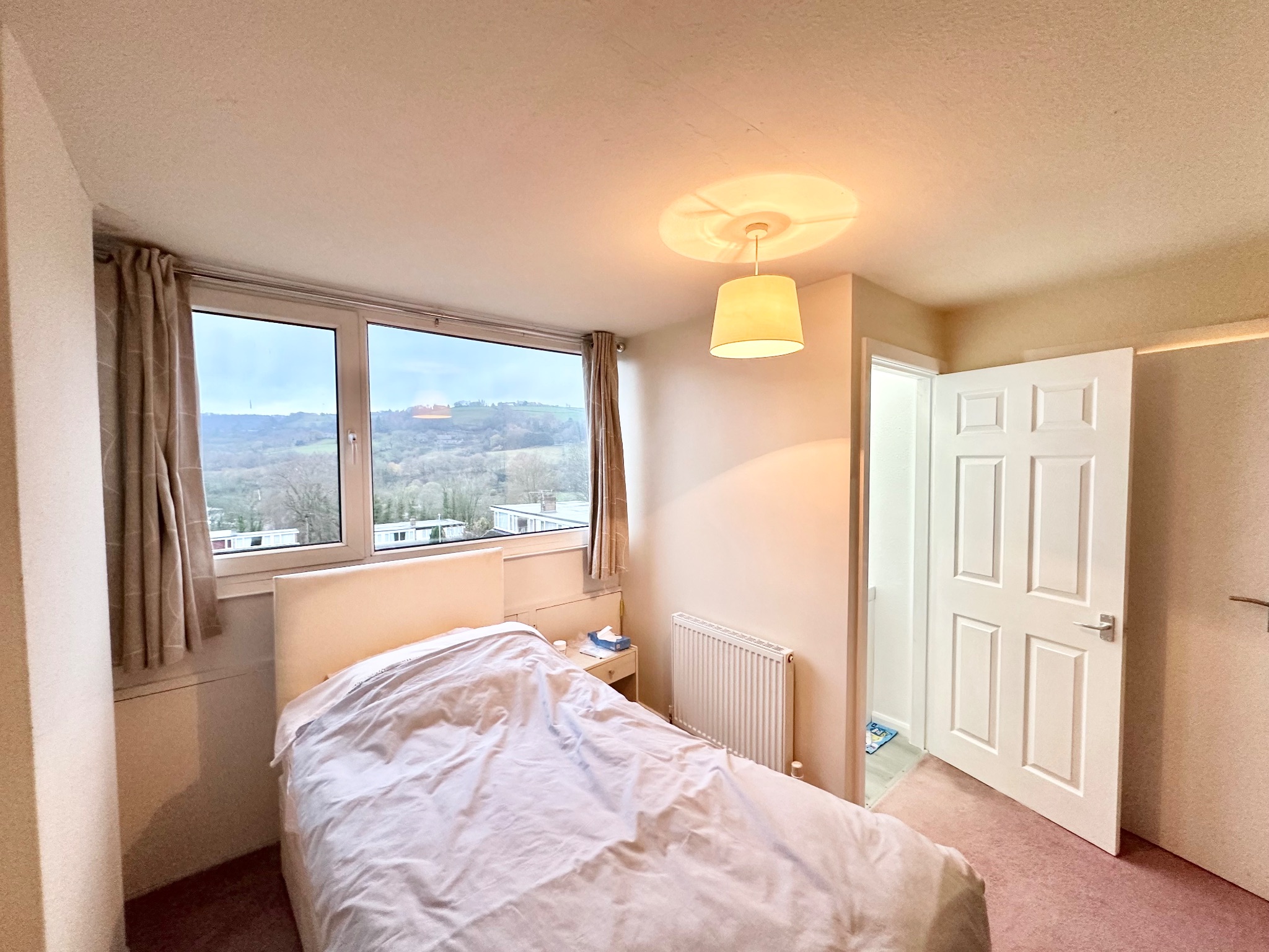 2 bedroom semi-detached house For Sale in Halifax - Photograph 11.