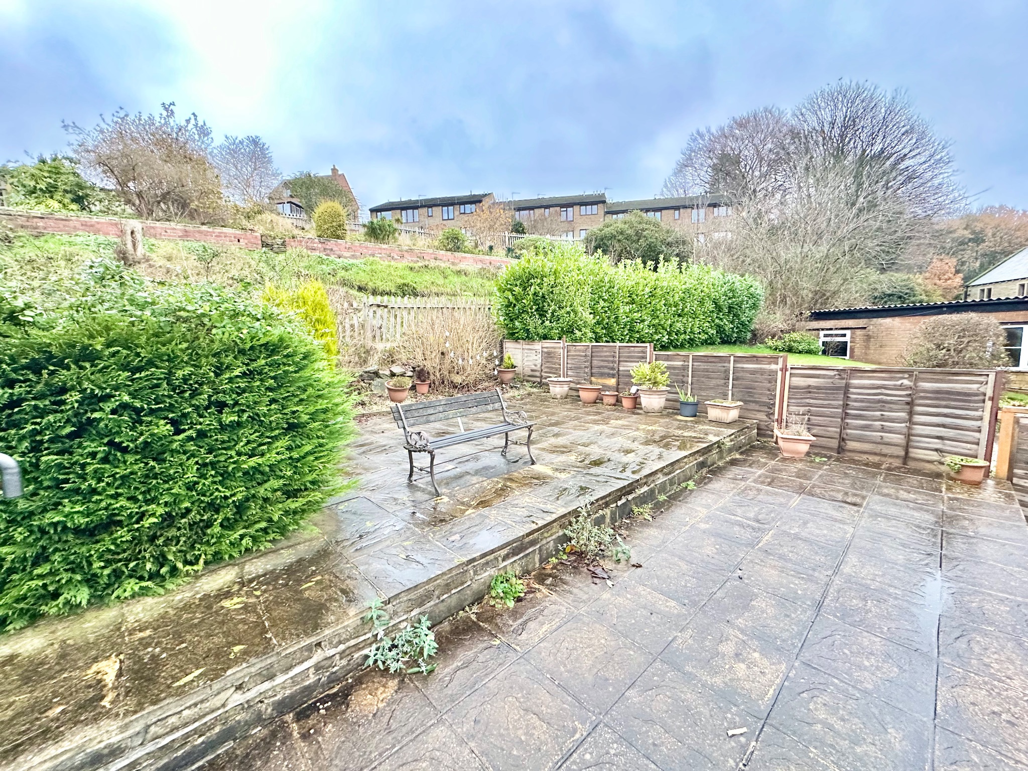 2 bedroom semi-detached house For Sale in Halifax - Photograph 19.