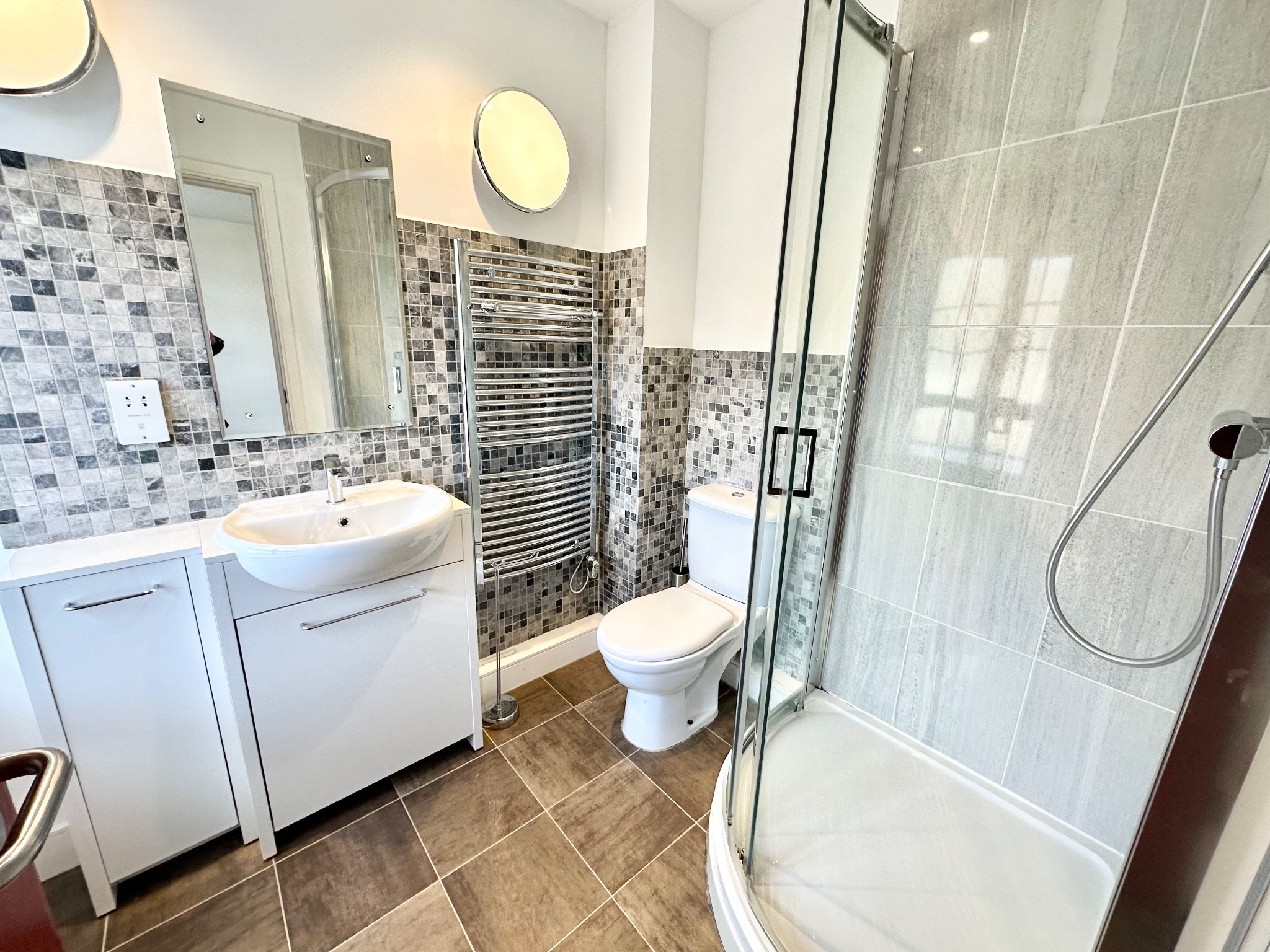 2 bedroom apartment flat/apartment To Let in Todmorden - Photograph 12.