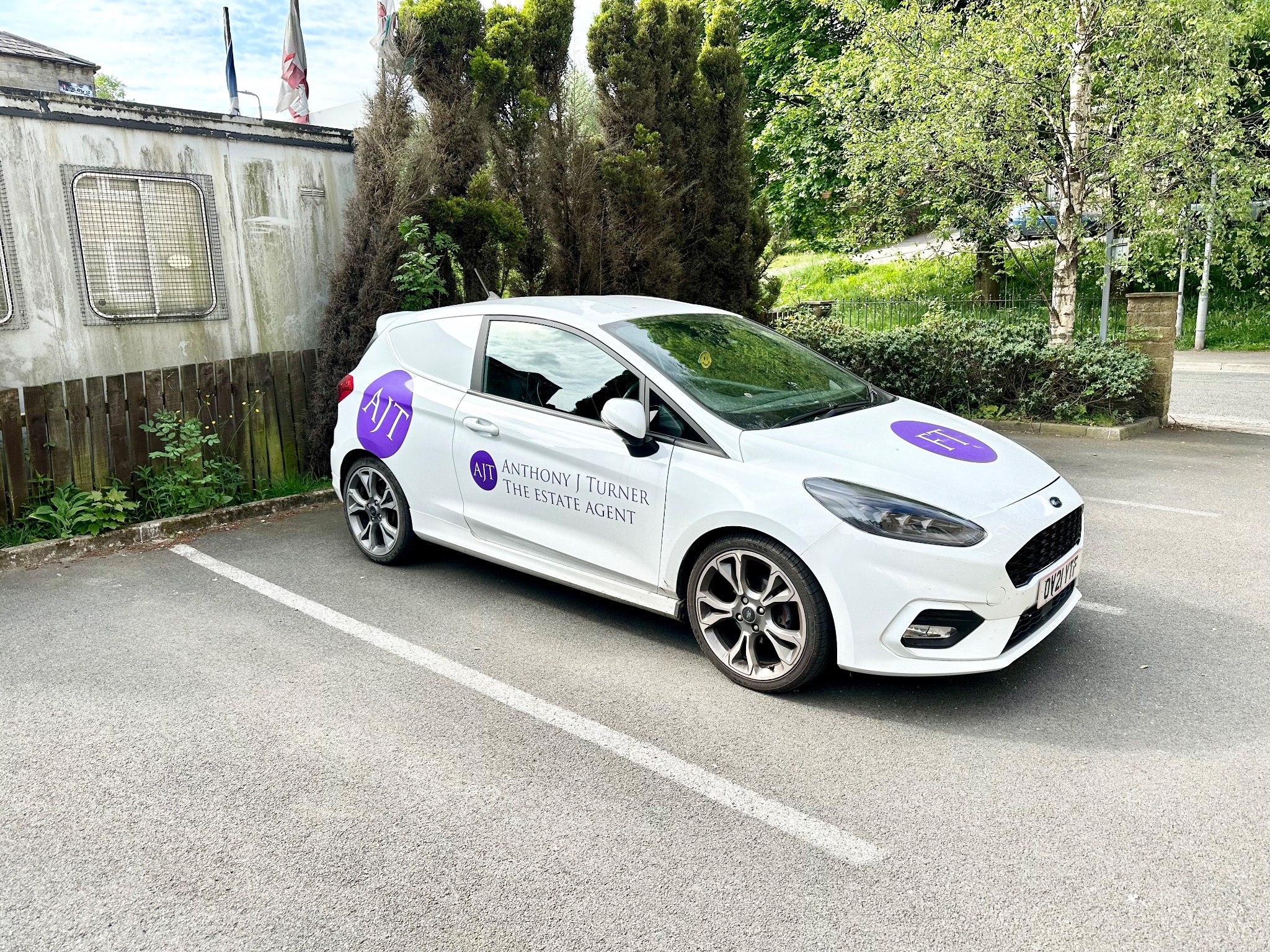 2 bedroom apartment flat/apartment To Let in Todmorden - Photograph 16.