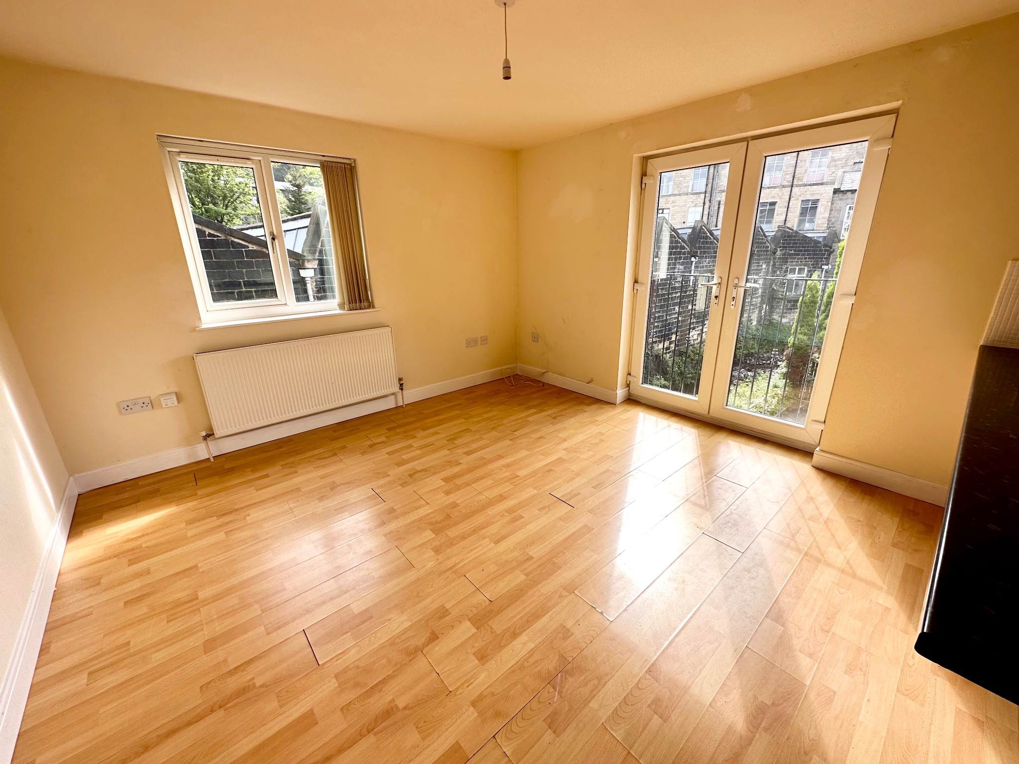 2 bedroom apartment flat/apartment To Let in Todmorden - Photograph 8.