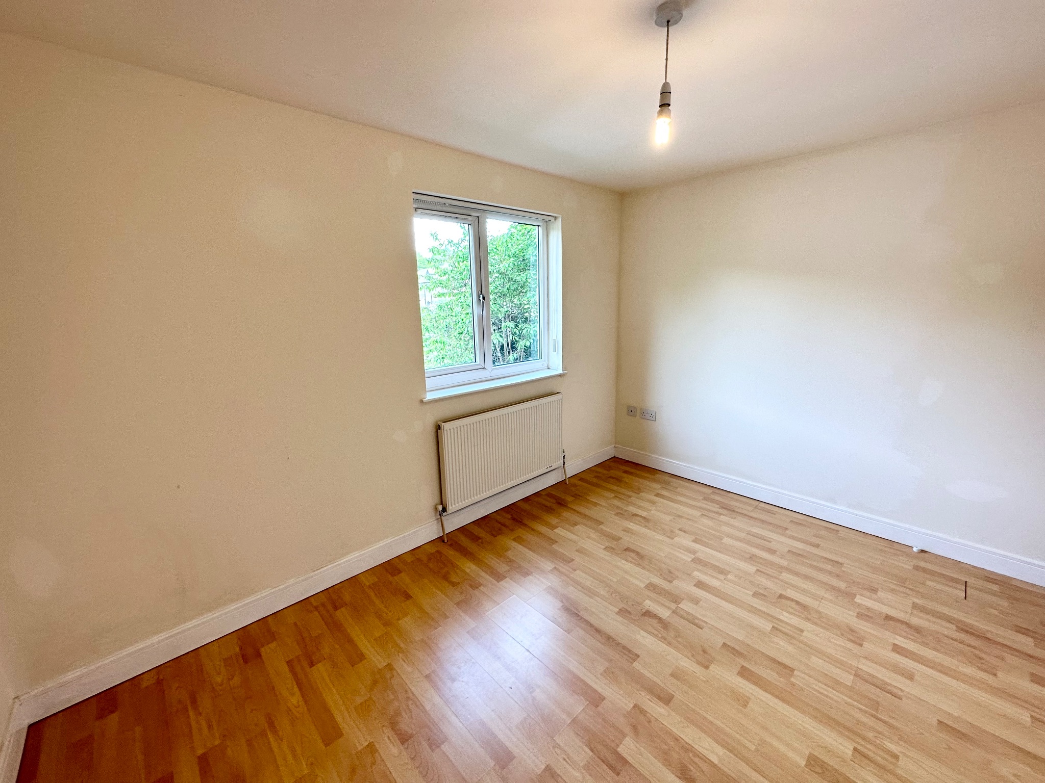 2 bedroom apartment flat/apartment To Let in Todmorden - Photograph 14.