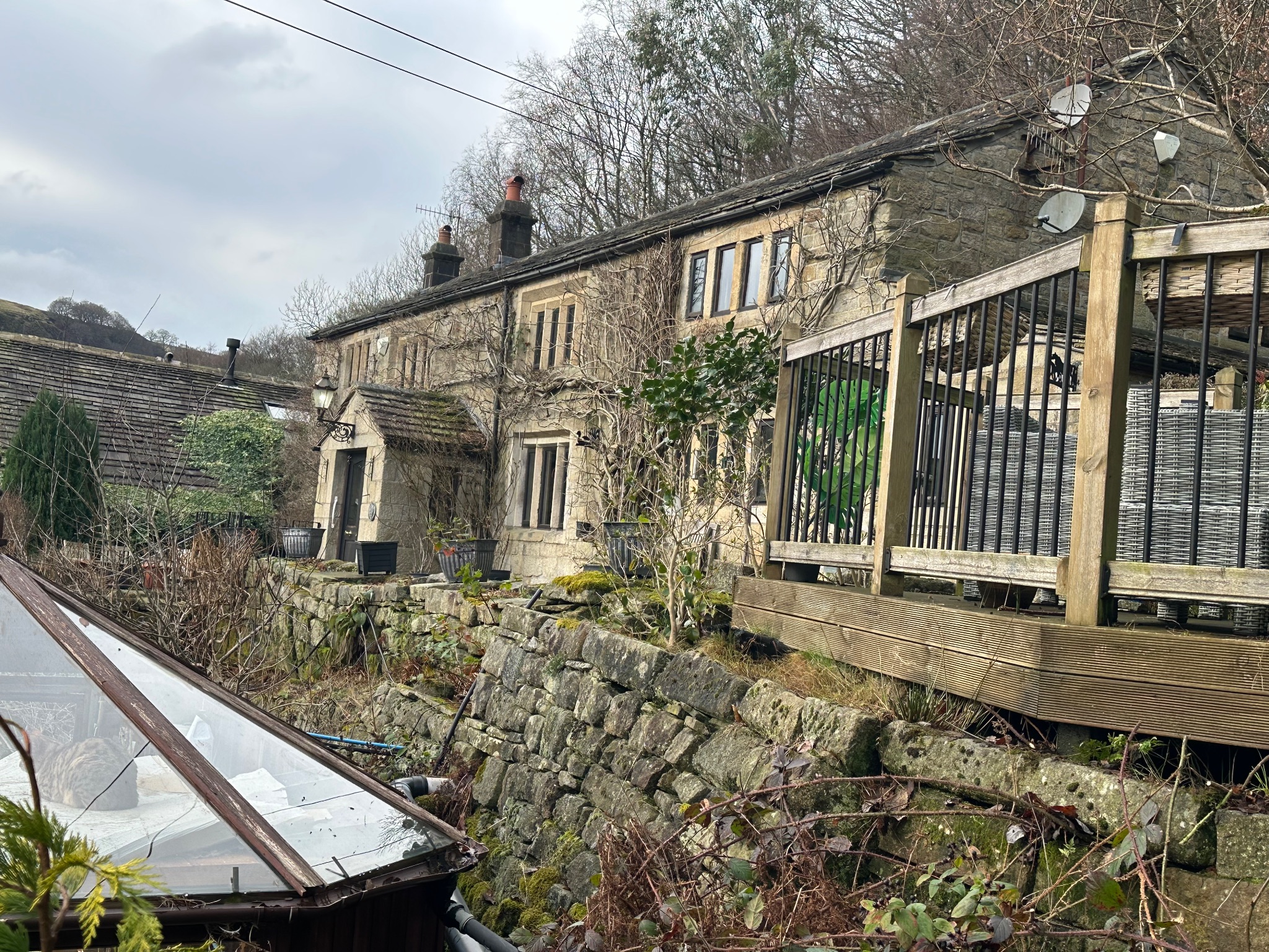 4 bedroom detached house For Sale in Todmorden - Photograph 5.