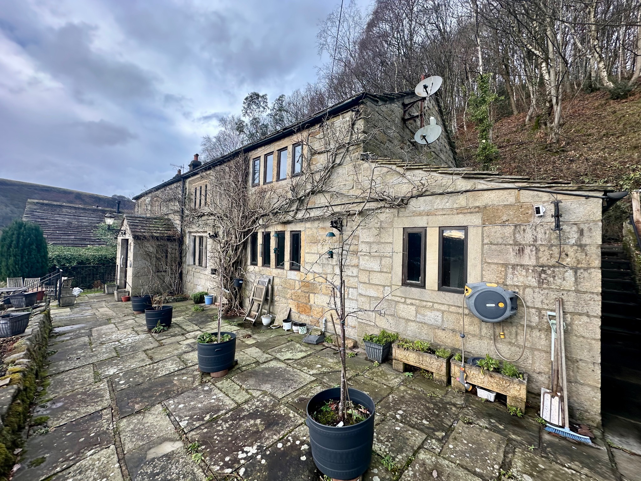 4 bedroom detached house For Sale in Todmorden - Photograph 2.