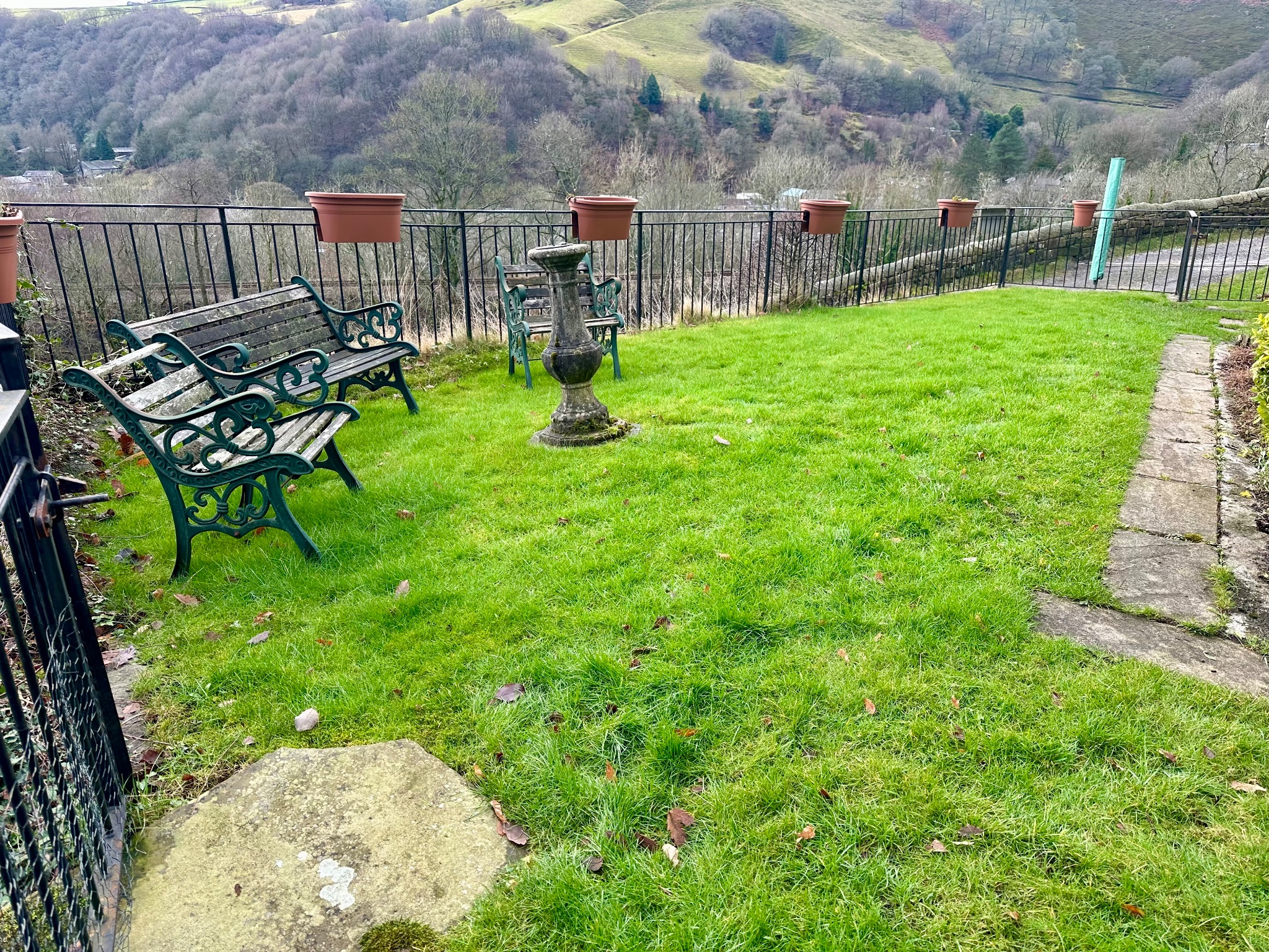 4 bedroom detached house For Sale in Todmorden - Photograph 31.