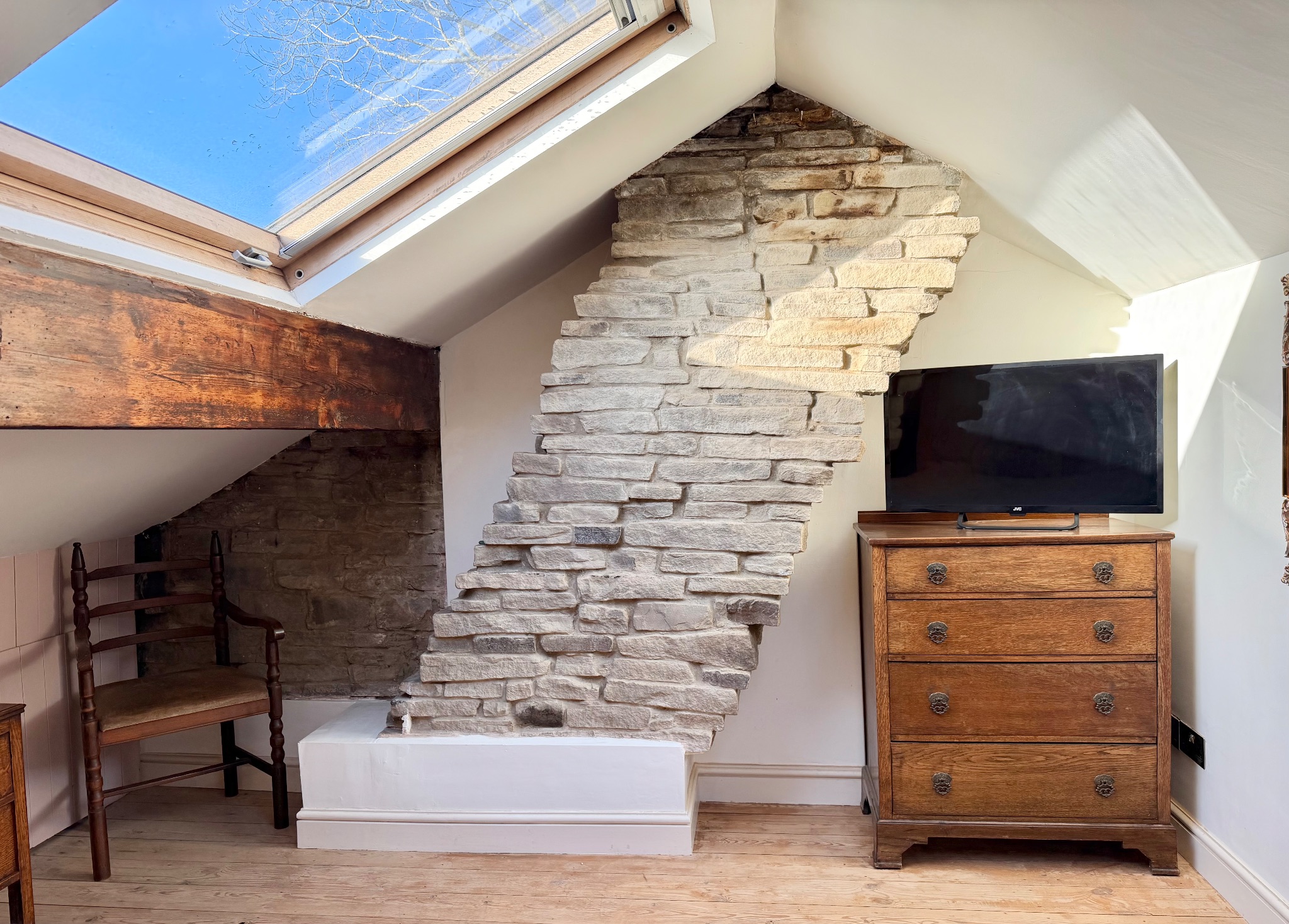 3 bedroom mid terraced house For Sale in Hebden Bridge - Photograph 26.