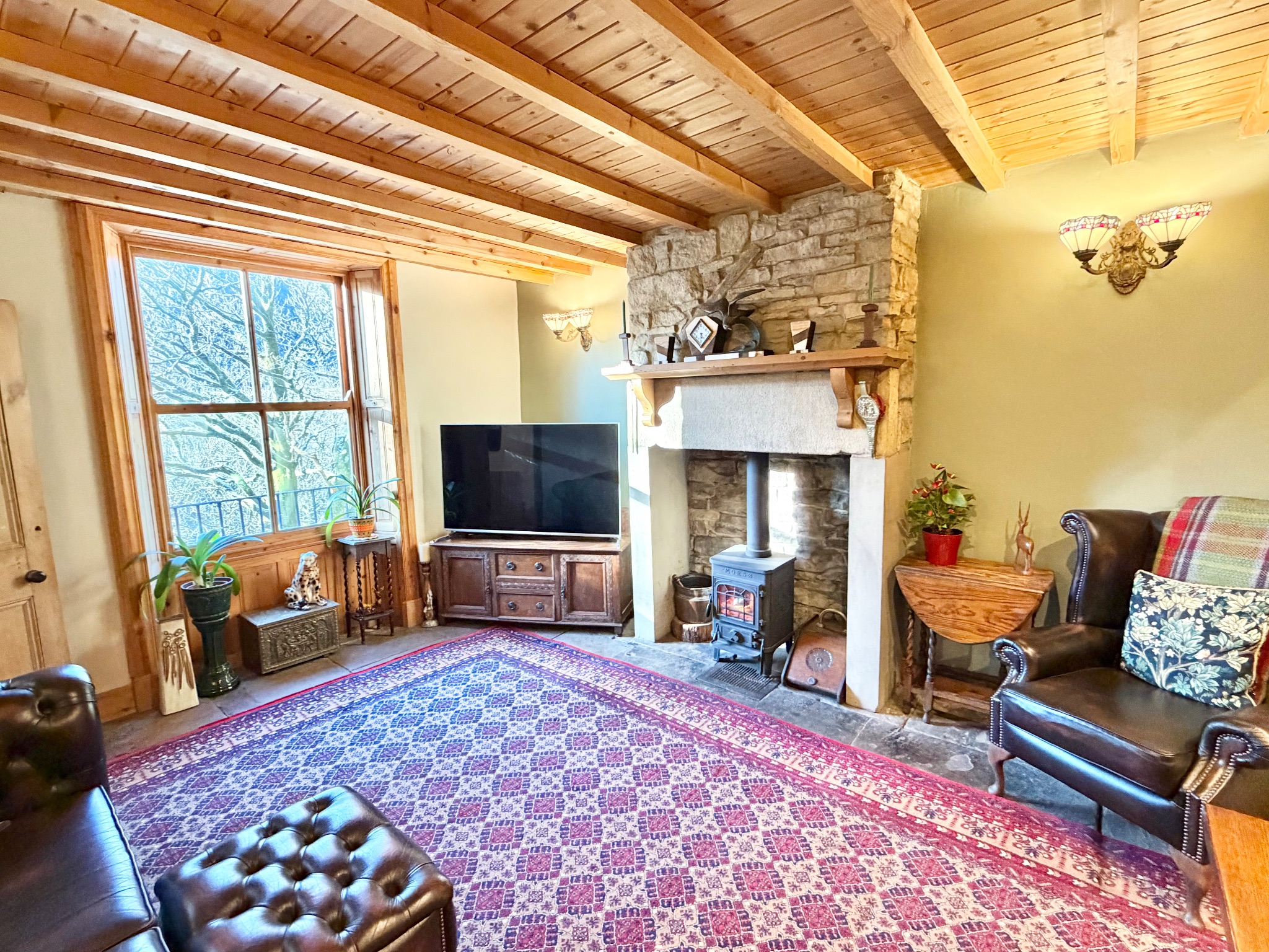 3 bedroom mid terraced house For Sale in Hebden Bridge - Photograph 2.