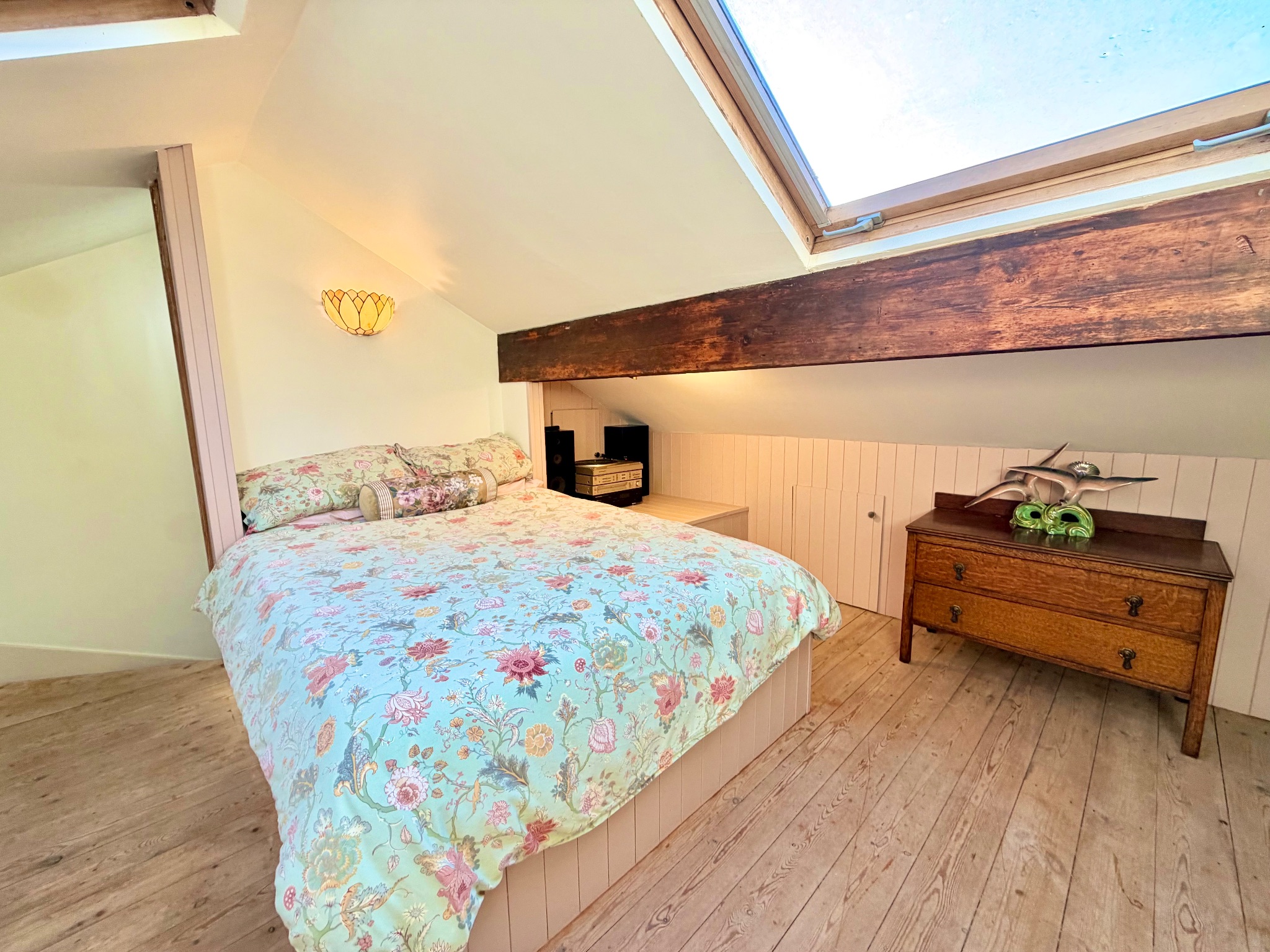 3 bedroom mid terraced house For Sale in Hebden Bridge - Photograph 27.