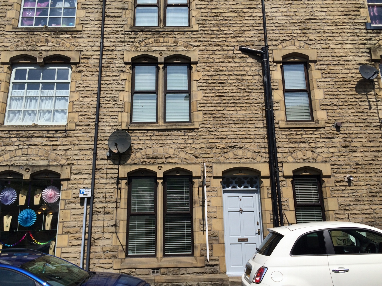 2 bedroom mid terraced house To Let in Hebden Bridge - Photograph 1