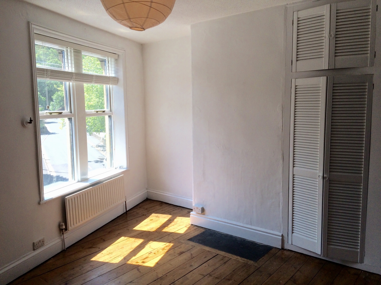 2 bedroom mid terraced house Let Agreed in Hebden Bridge - Photograph 6