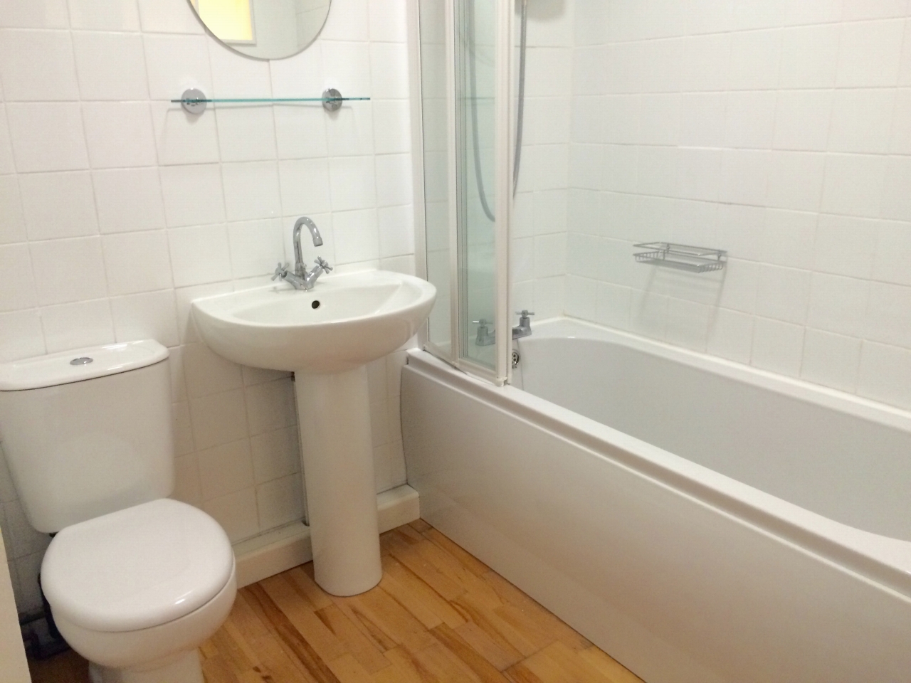 2 bedroom mid terraced house Let Agreed in Hebden Bridge - Photograph 7