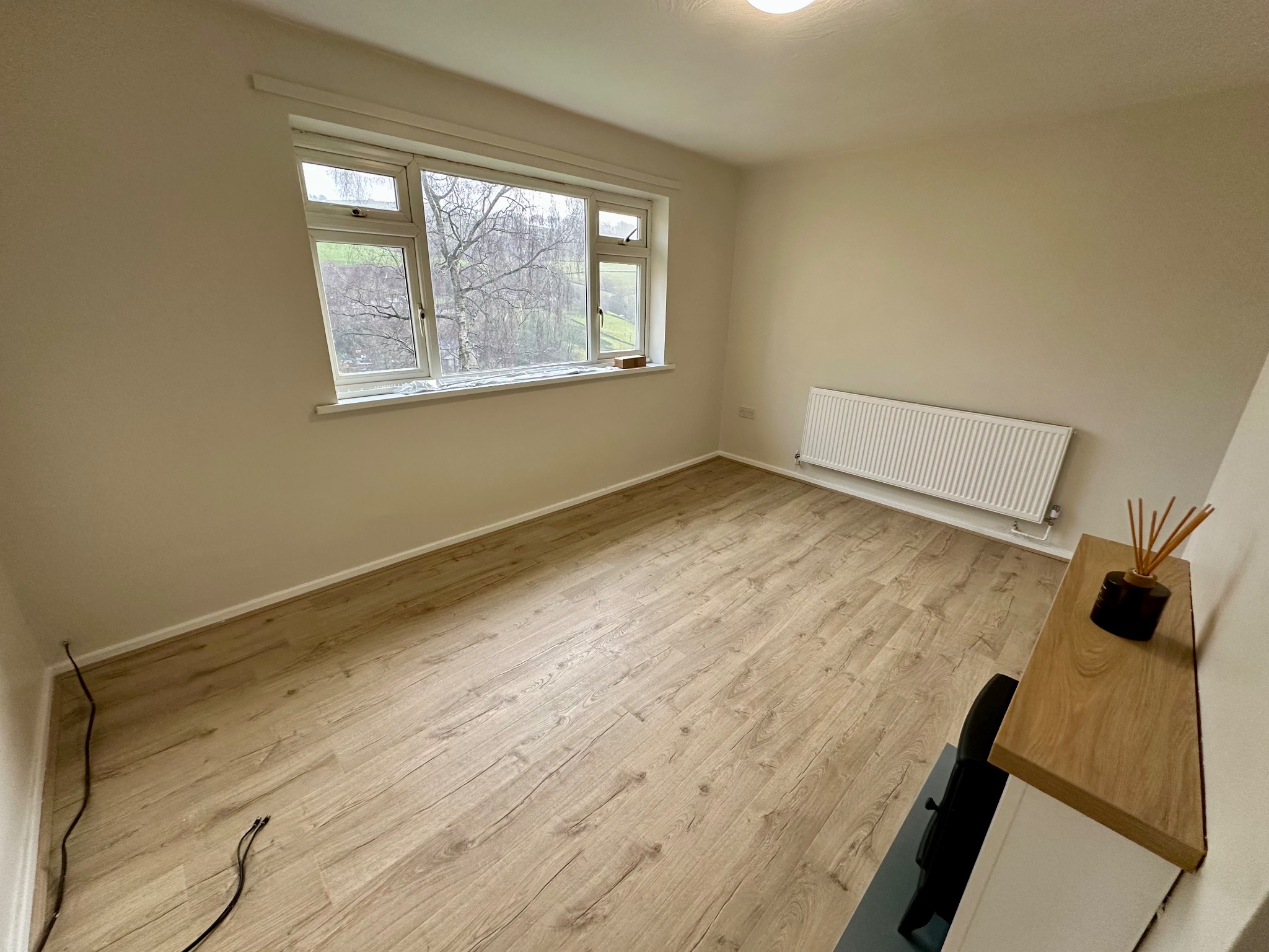 1 bedroom flat flat/apartment For Sale in Halifax - Photograph 6.