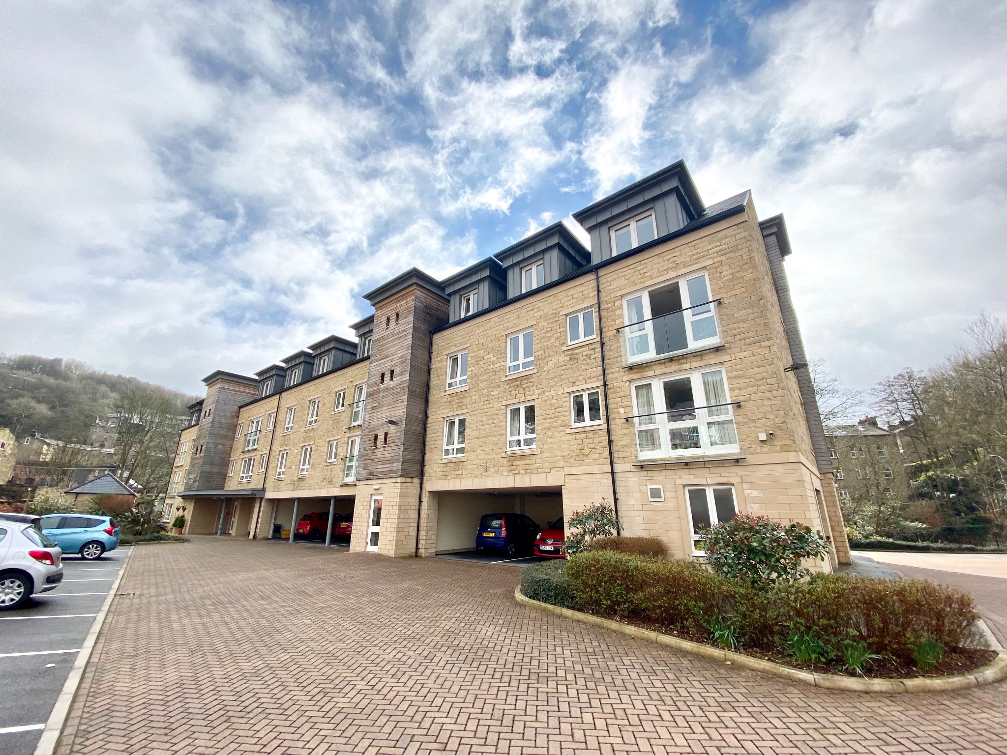 2 bedroom apartment flat/apartment For Sale in Hebden Bridge - Property photograph.