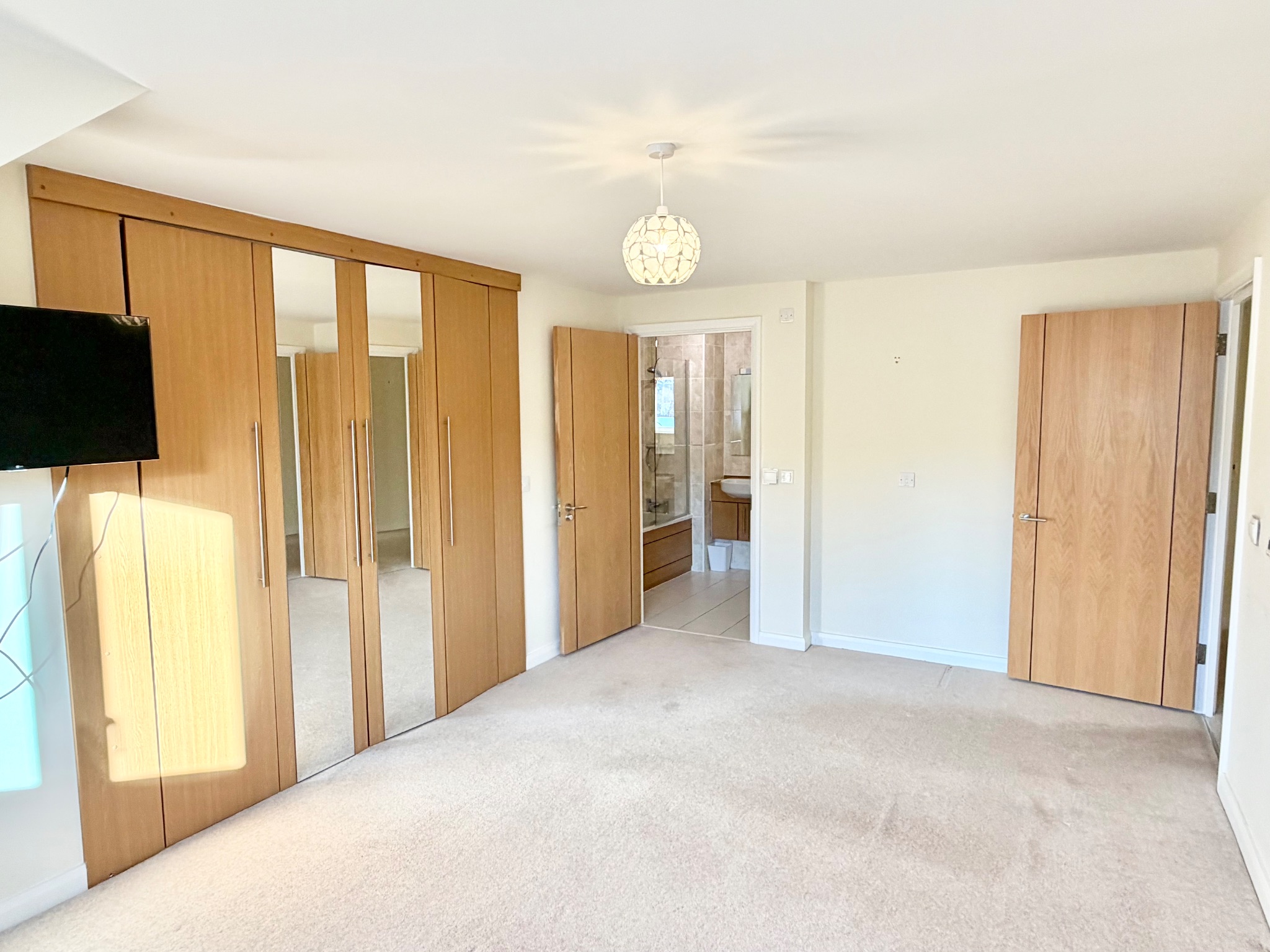 2 bedroom apartment flat/apartment For Sale in Hebden Bridge - Photograph 3.