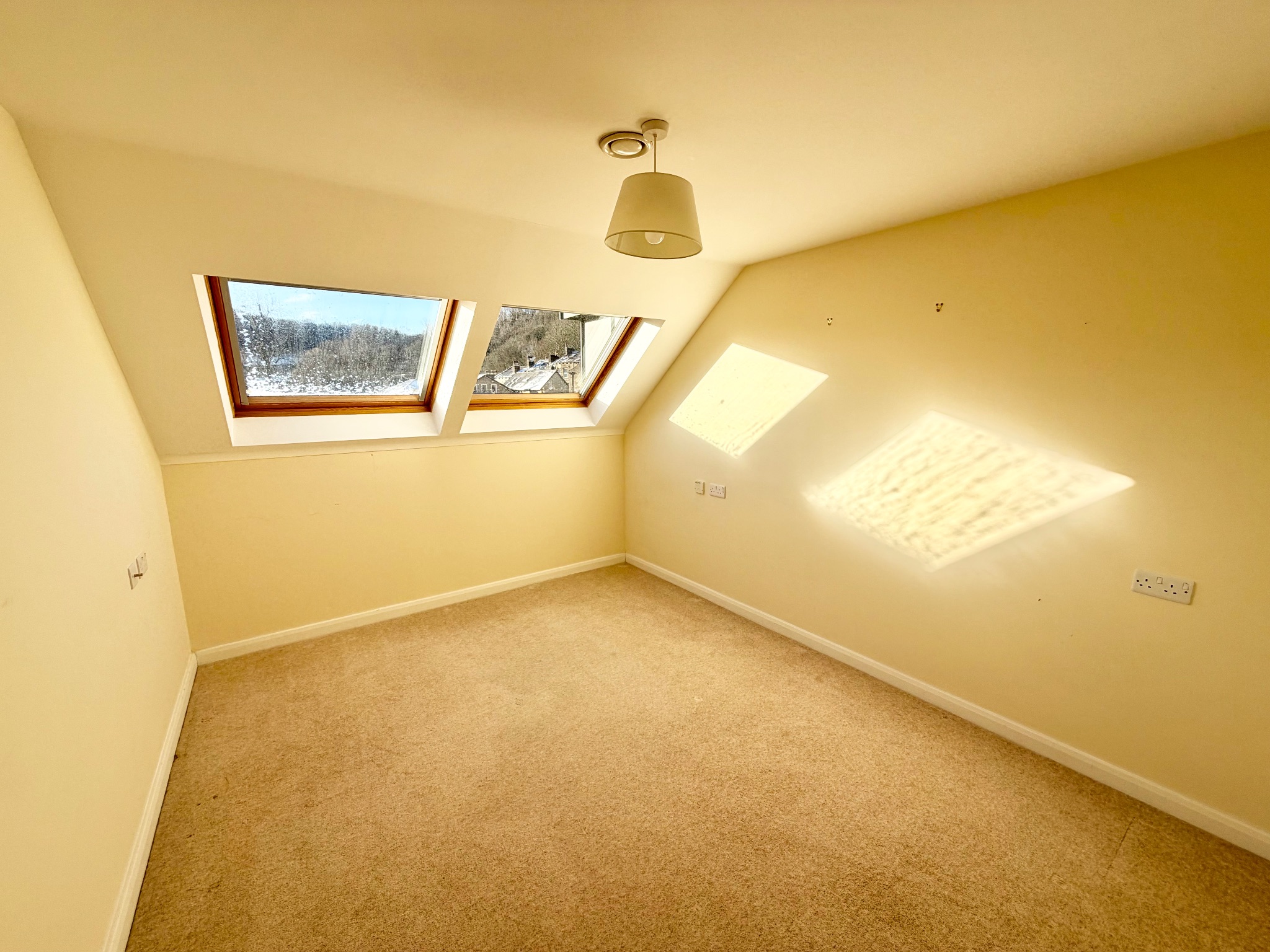 2 bedroom apartment flat/apartment For Sale in Hebden Bridge - Photograph 5.