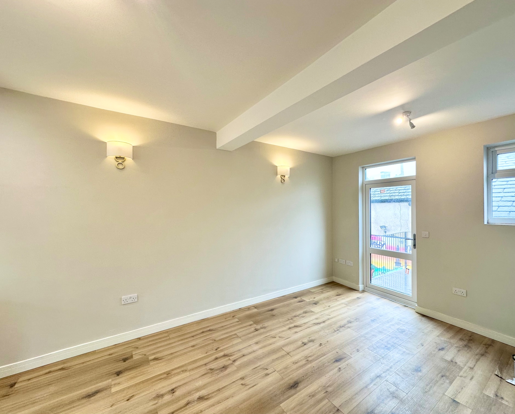 3 bedroom apartment flat/apartment To Let in Hebden Bridge - Photograph 7.