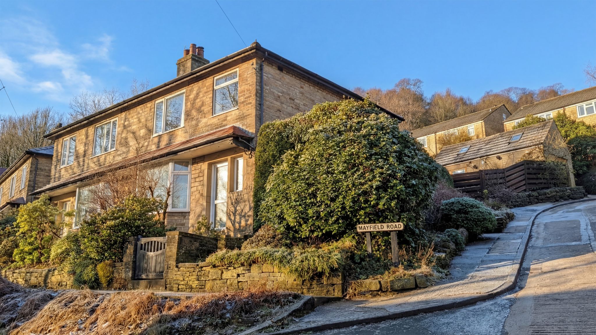 3 bedroom semi-detached house For Sale in Hebden Bridge - Property photograph.