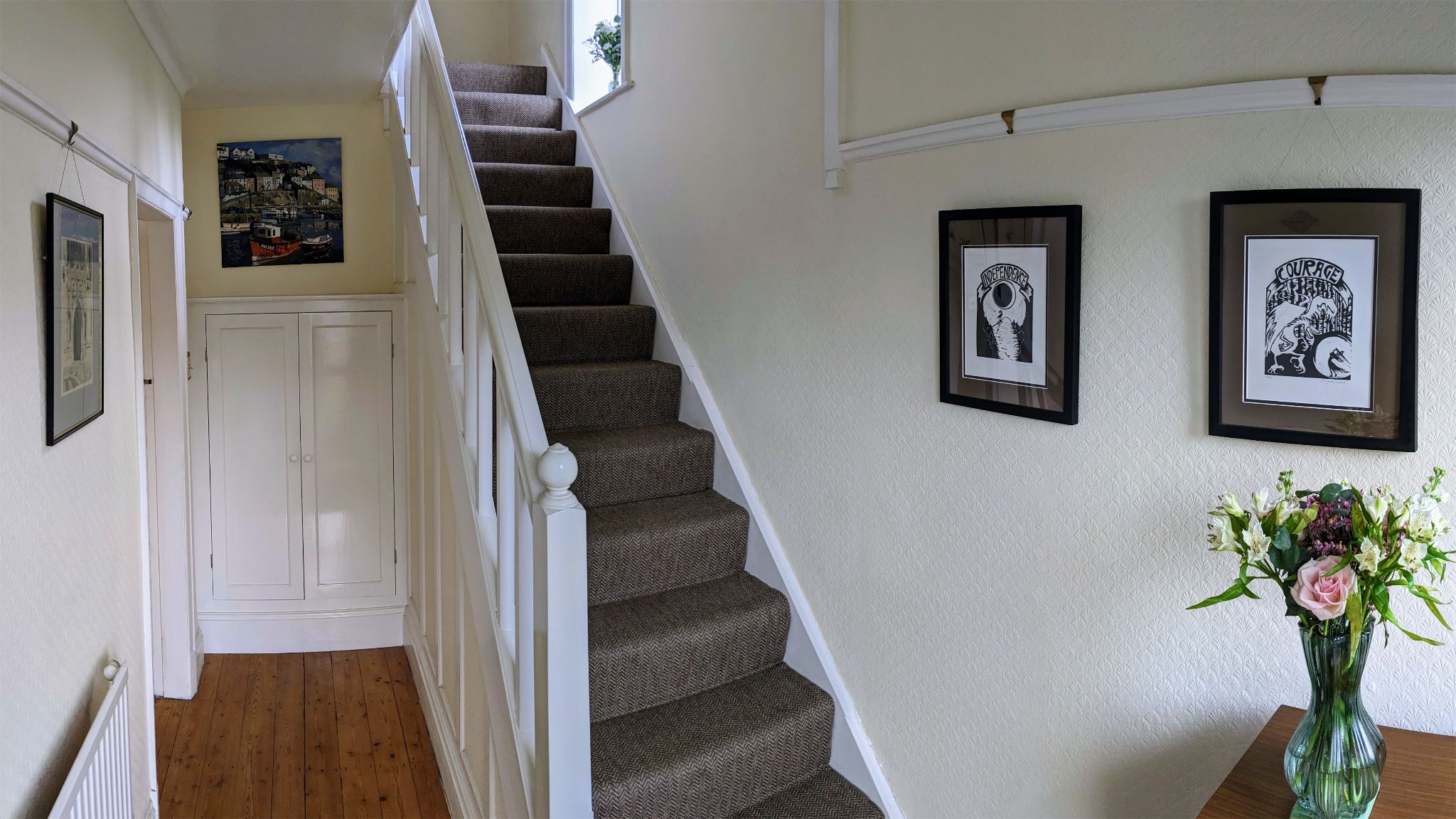 3 bedroom semi-detached house For Sale in Hebden Bridge - Photograph 3.