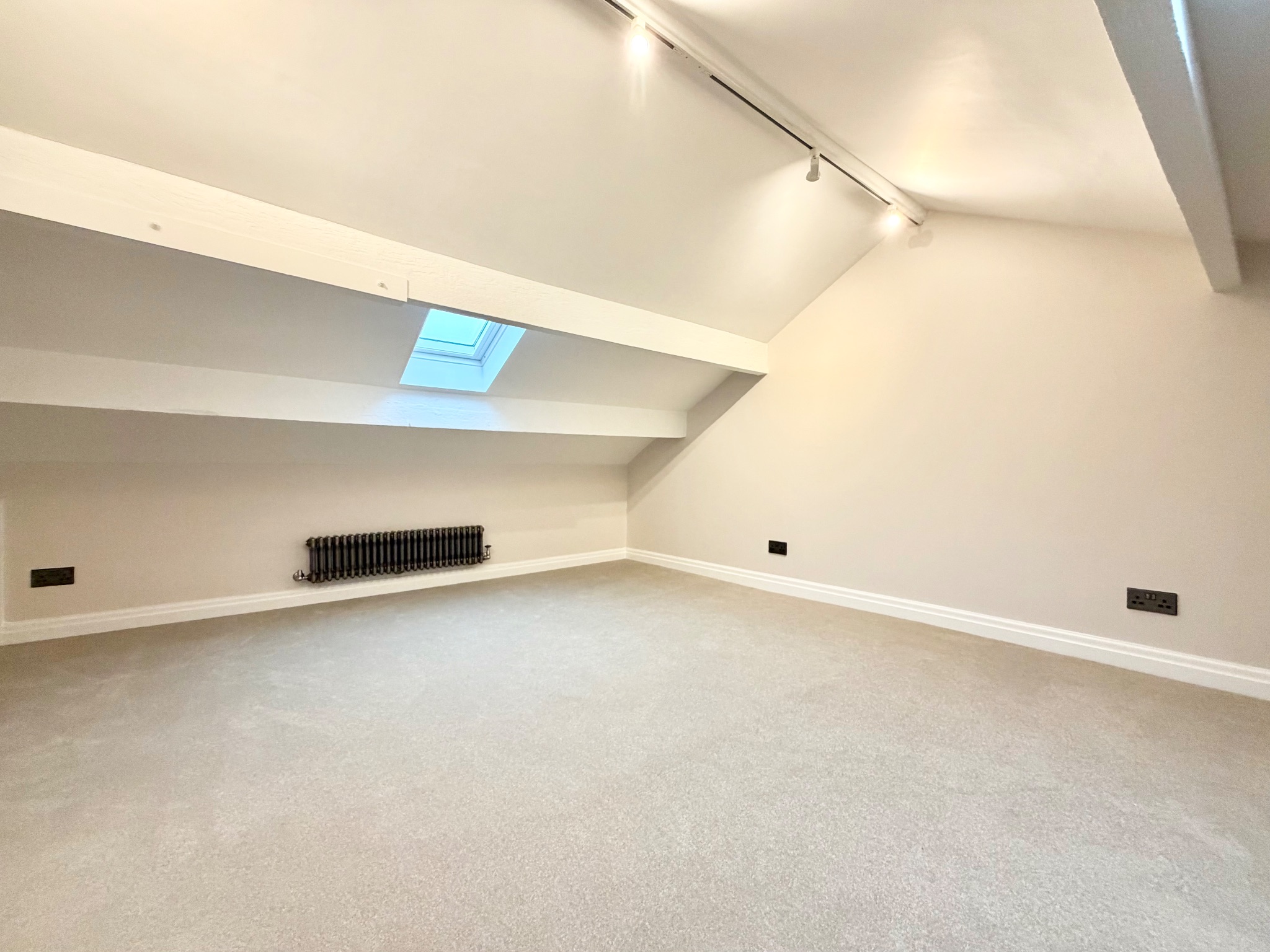3 bedroom mid terraced house To Let in Halifax - Photograph 19.