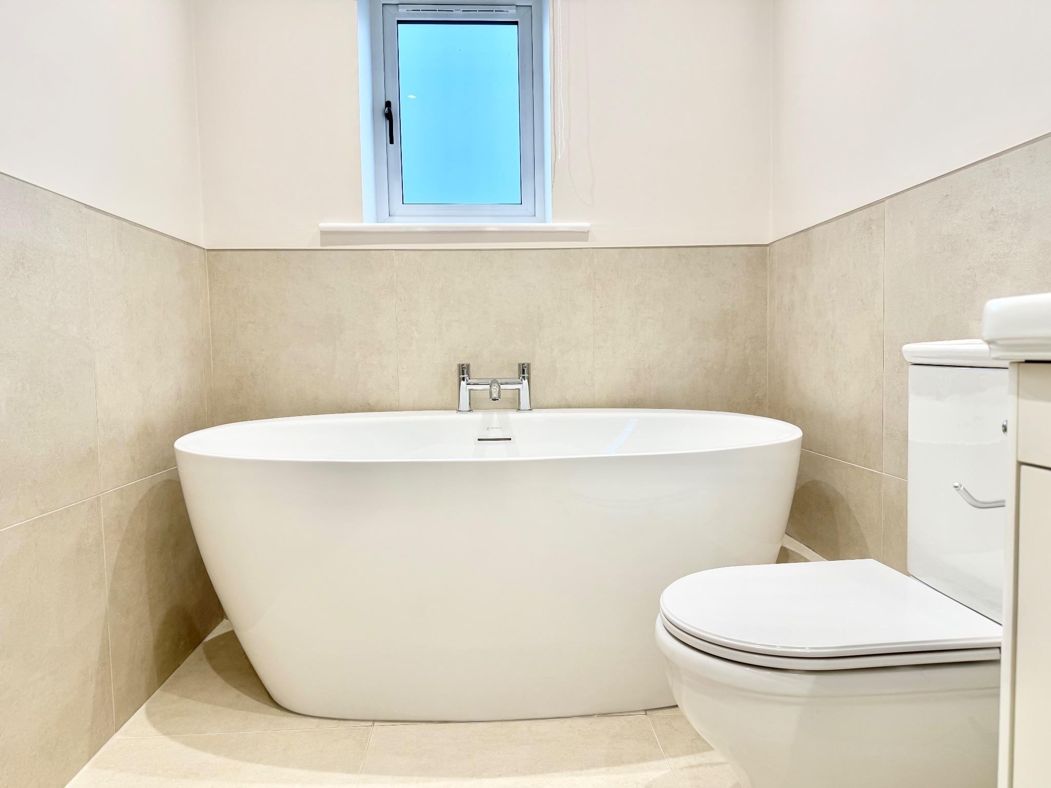 3 bedroom mid terraced house To Let in Halifax - Photograph 15.