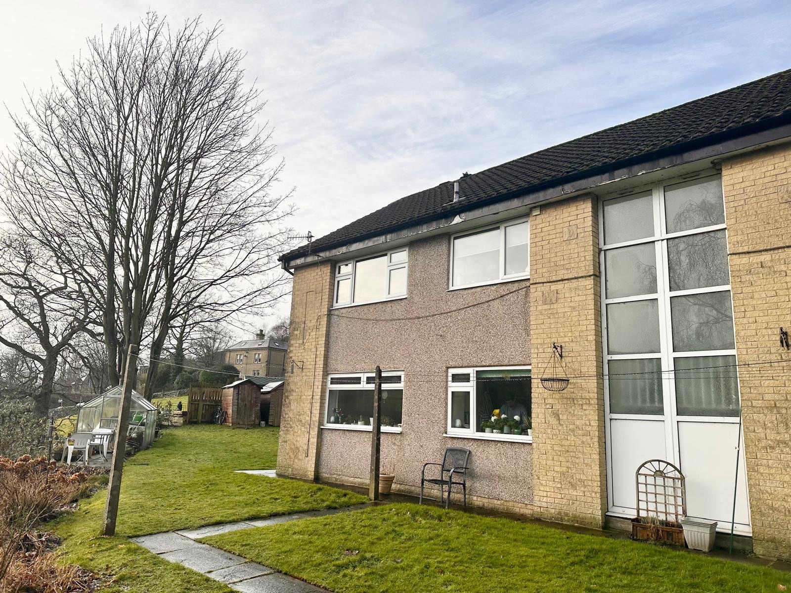 1 bedroom apartment flat/apartment To Let in Halifax - Property photograph.