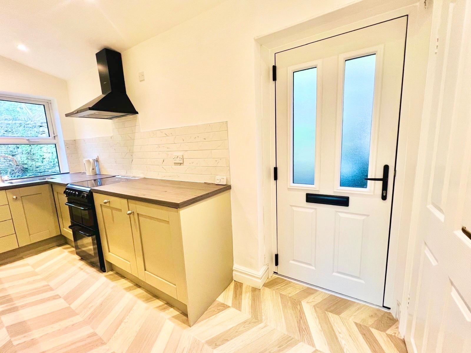 2 bedroom end terraced house For Sale in Halifax - Photograph 4.