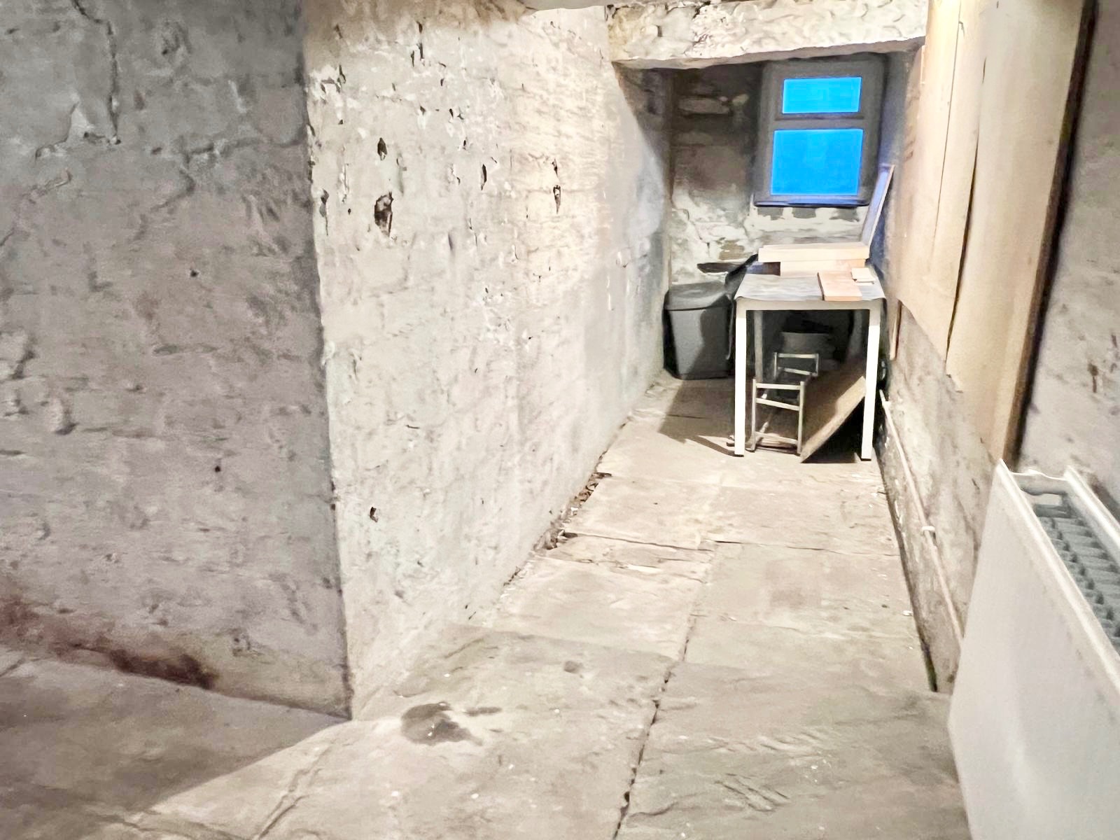 2 bedroom end terraced house For Sale in Halifax - Photograph 15.