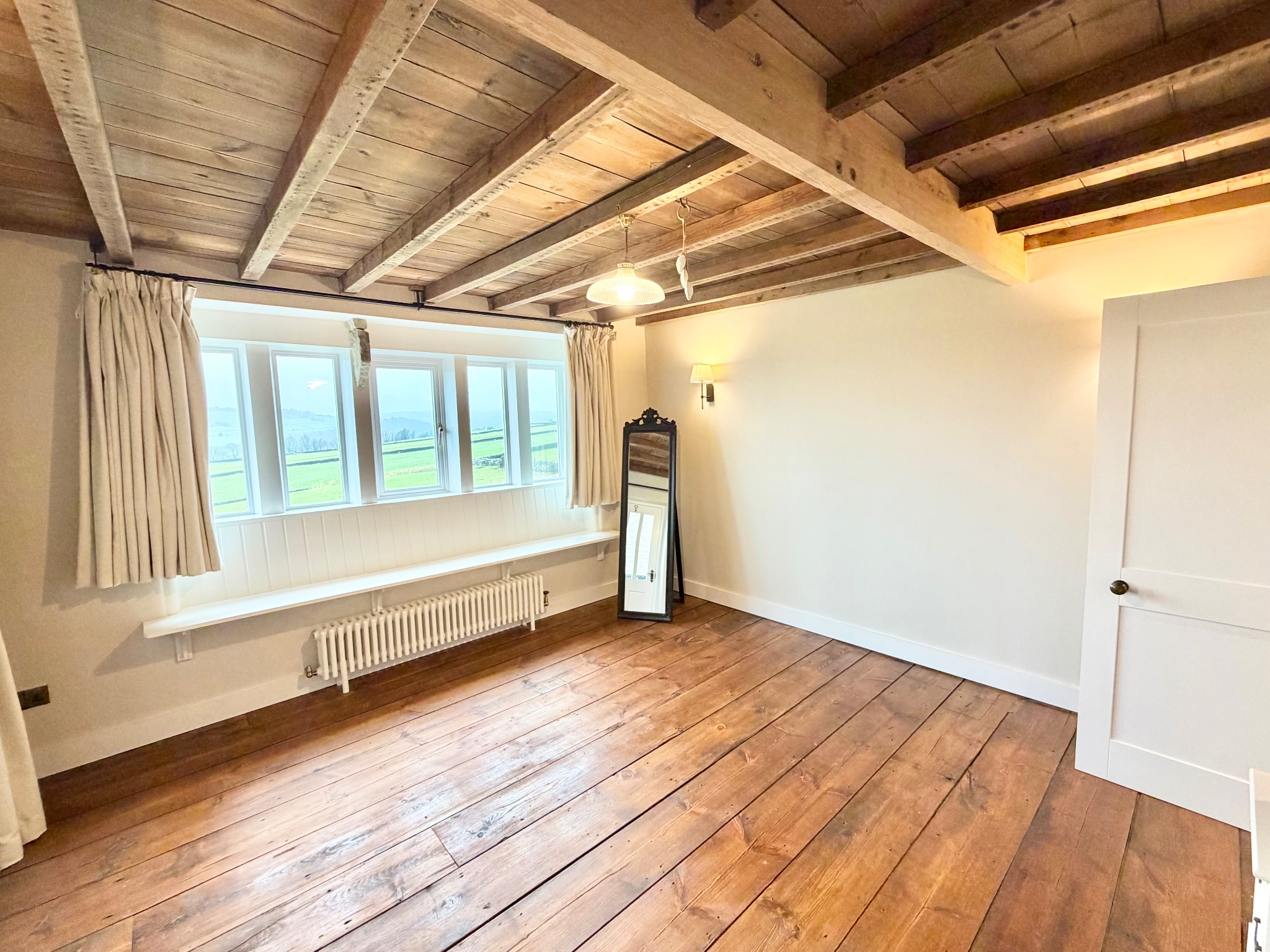 2 bedroom end terraced house To Let in Midgley - Photograph 16.